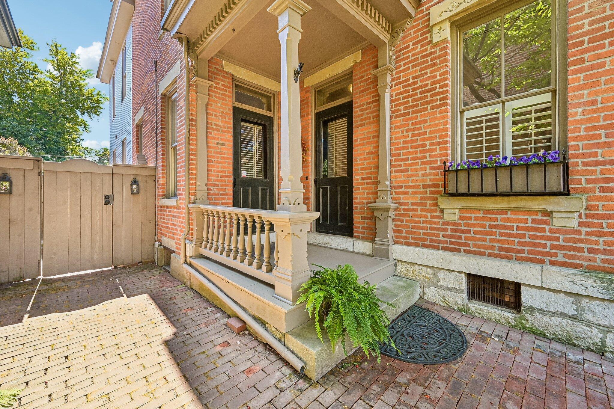 37 Stewart Avenue Property Photo 6