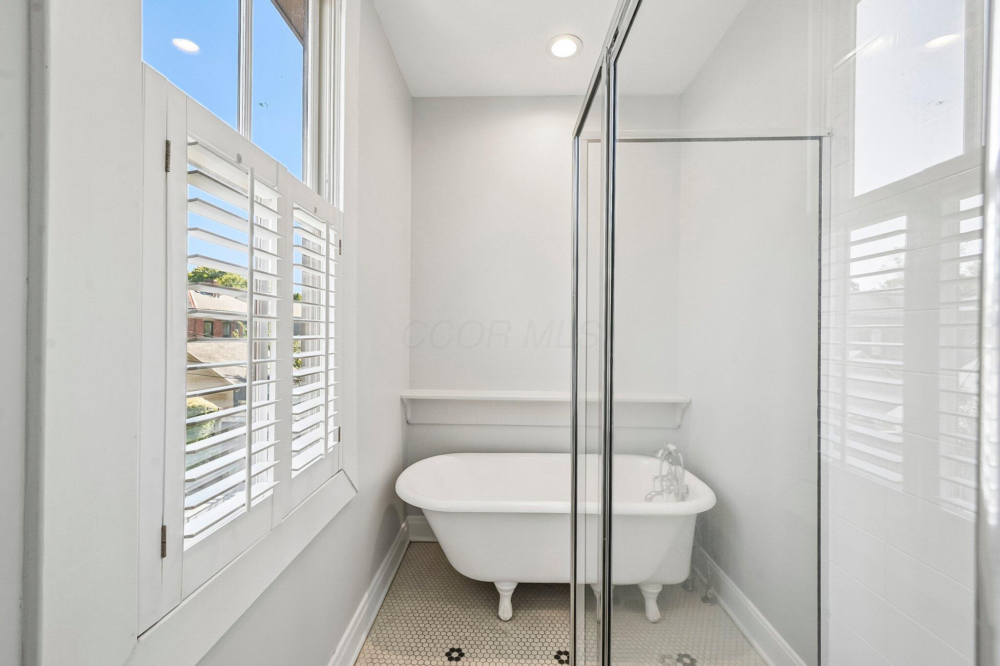 37 Stewart Avenue Property Photo 36
