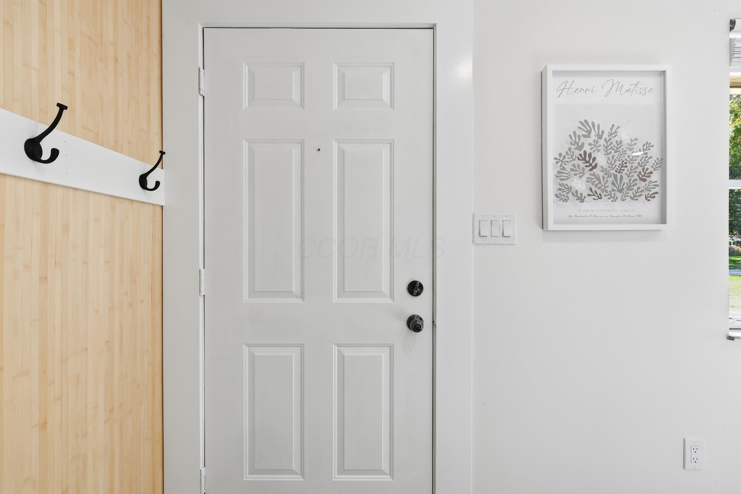 6747 Merwin Road E Property Photo 8