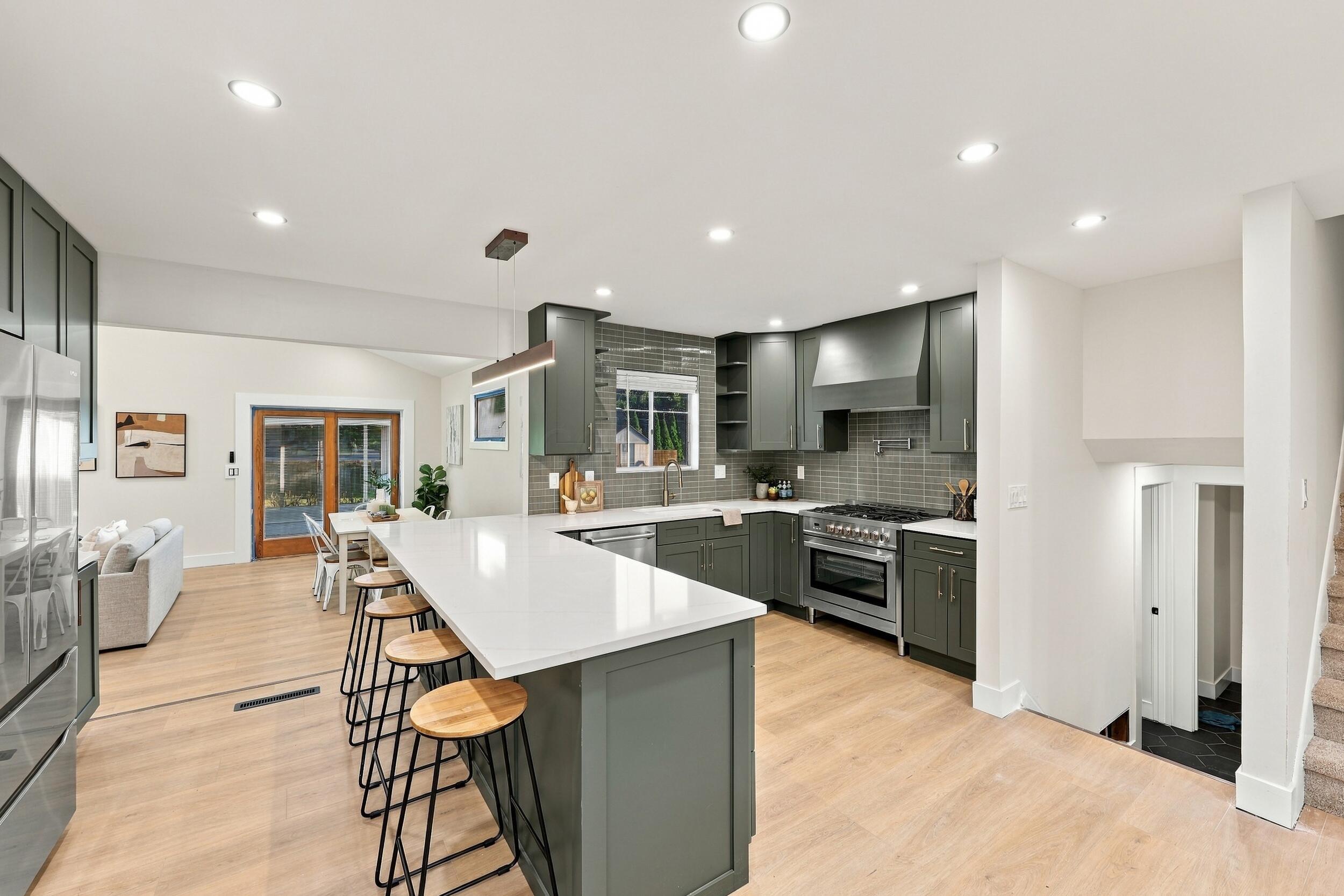 6747 Merwin Road E Property Photo 15