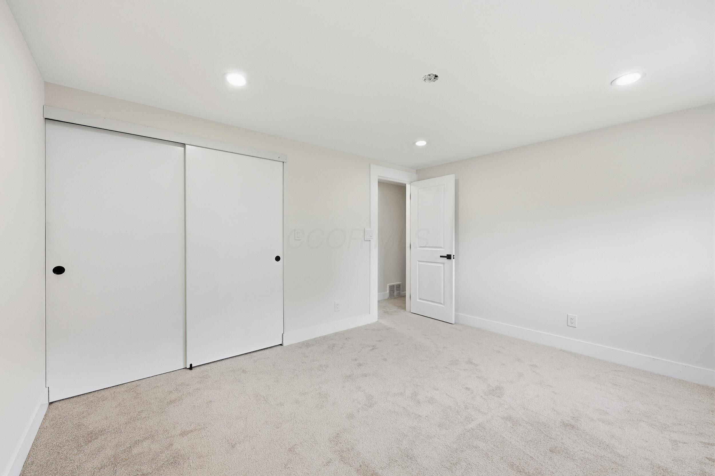 6747 Merwin Road E Property Photo 30