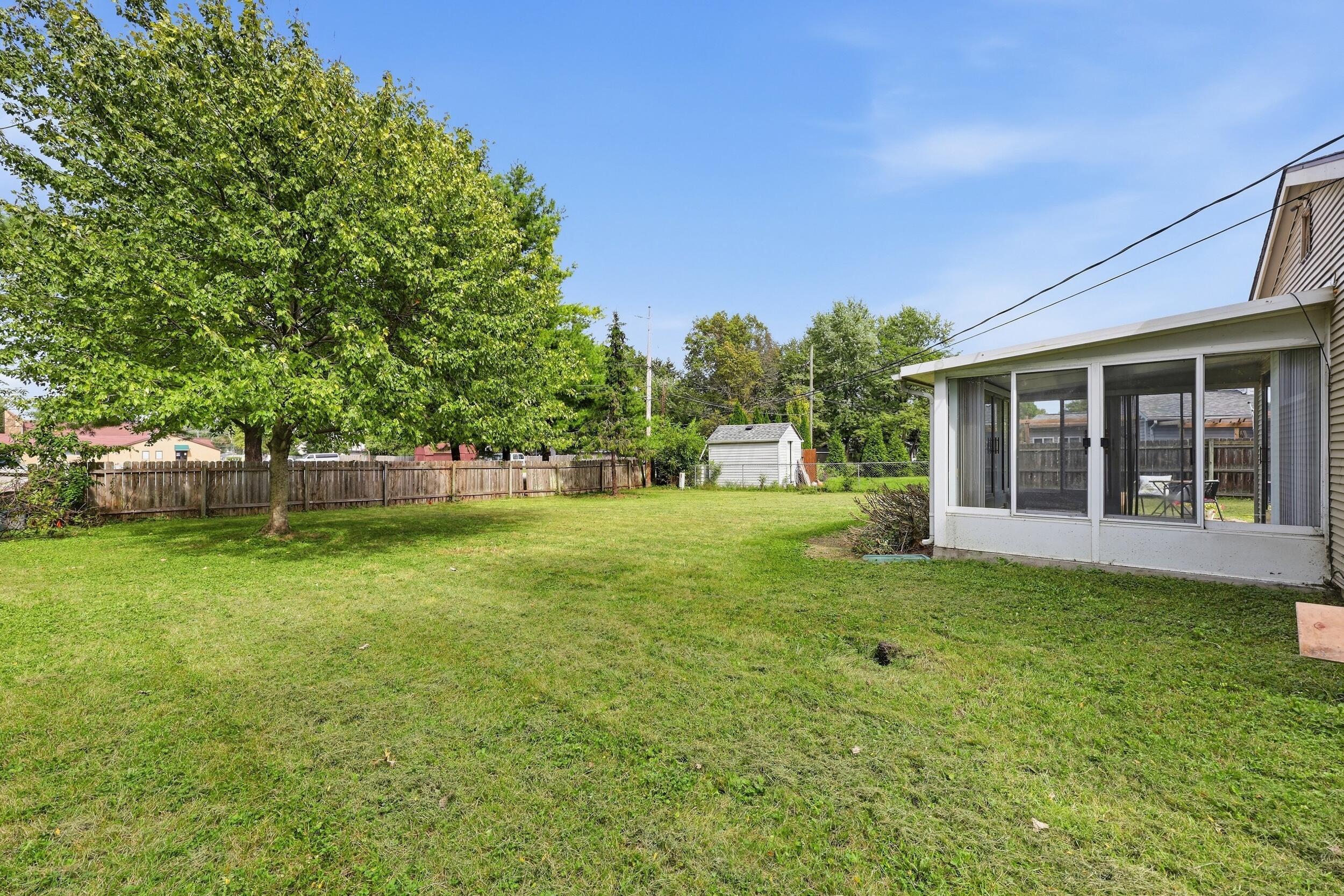 6747 Merwin Road E Property Photo 38