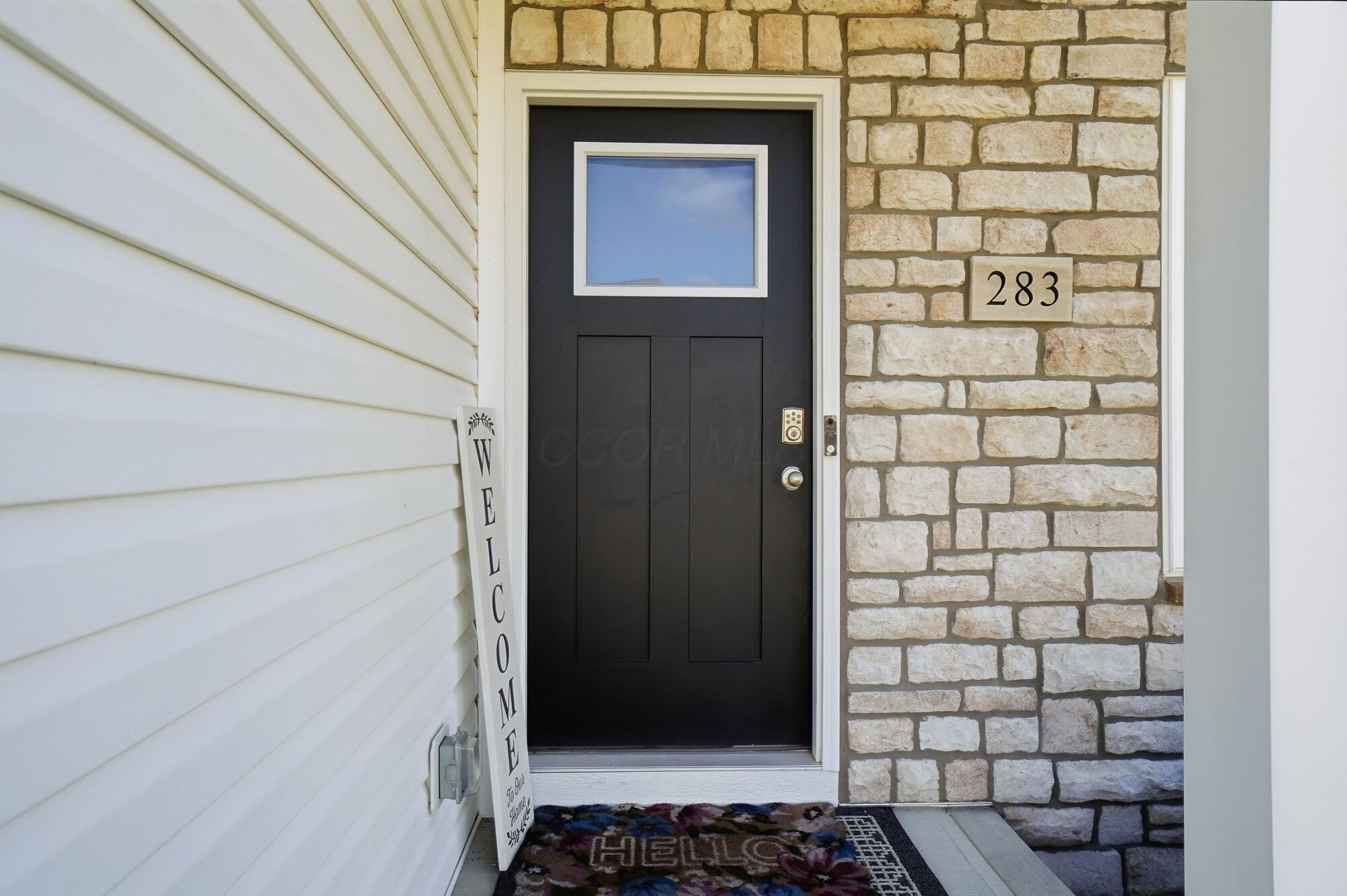 283 Sandburg Drive Property Photo 3