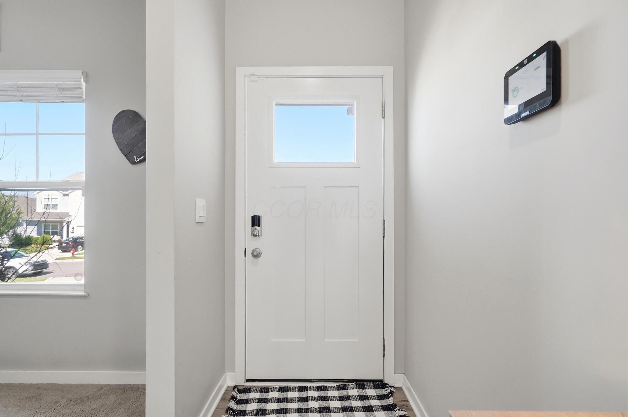 283 Sandburg Drive Property Photo 4