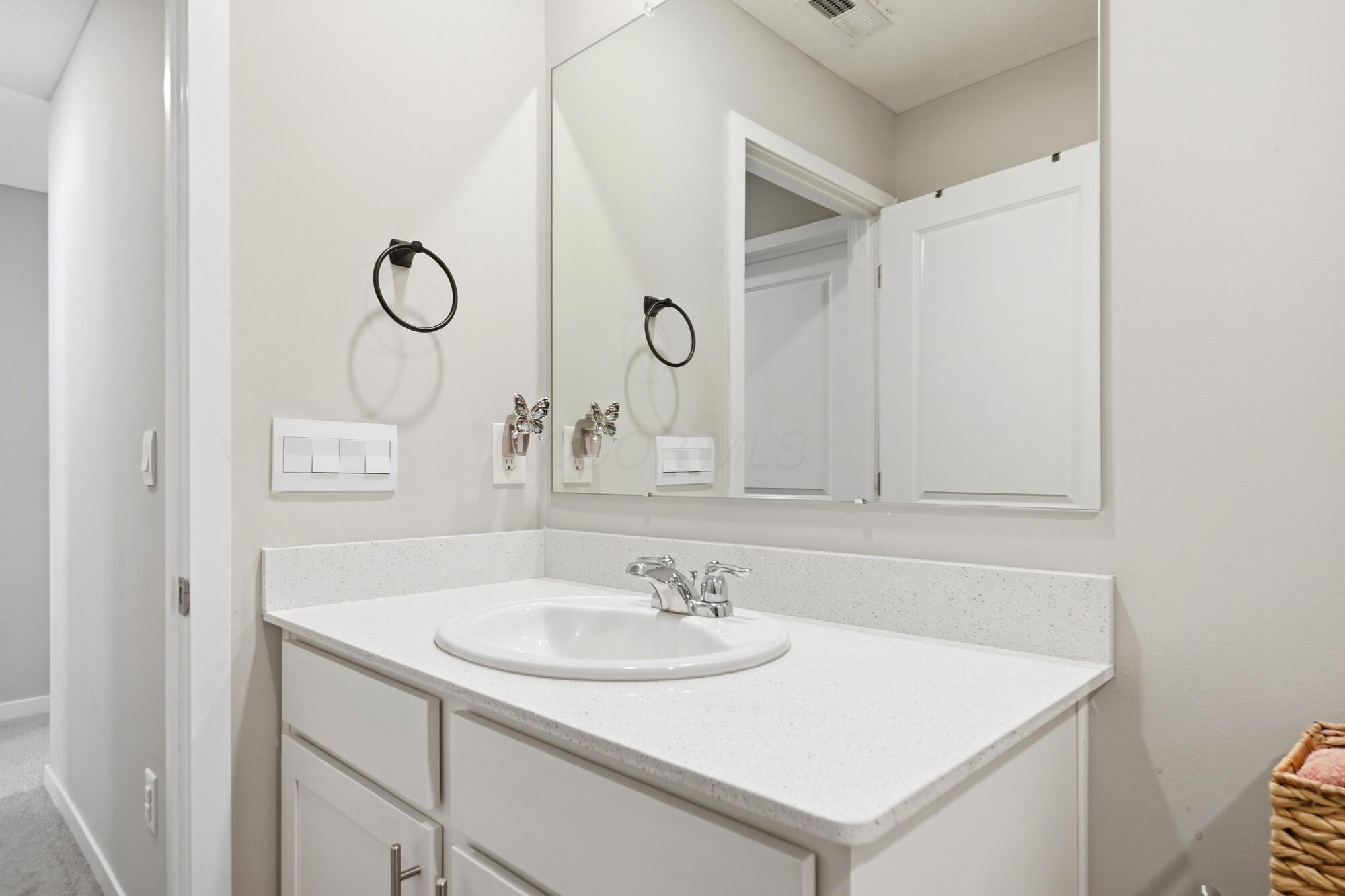 283 Sandburg Drive Property Photo 42