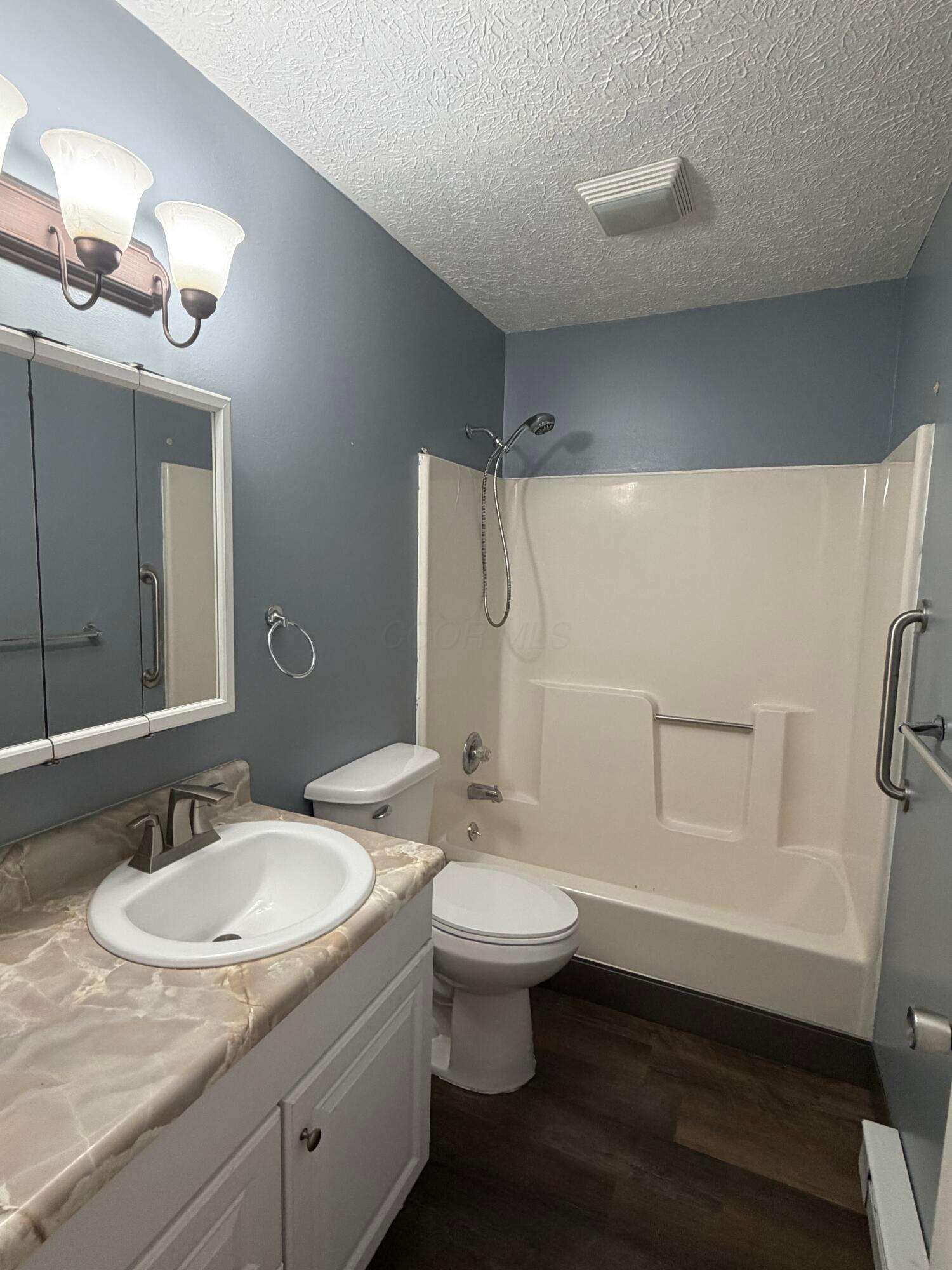 475 West Street Property Photo 10