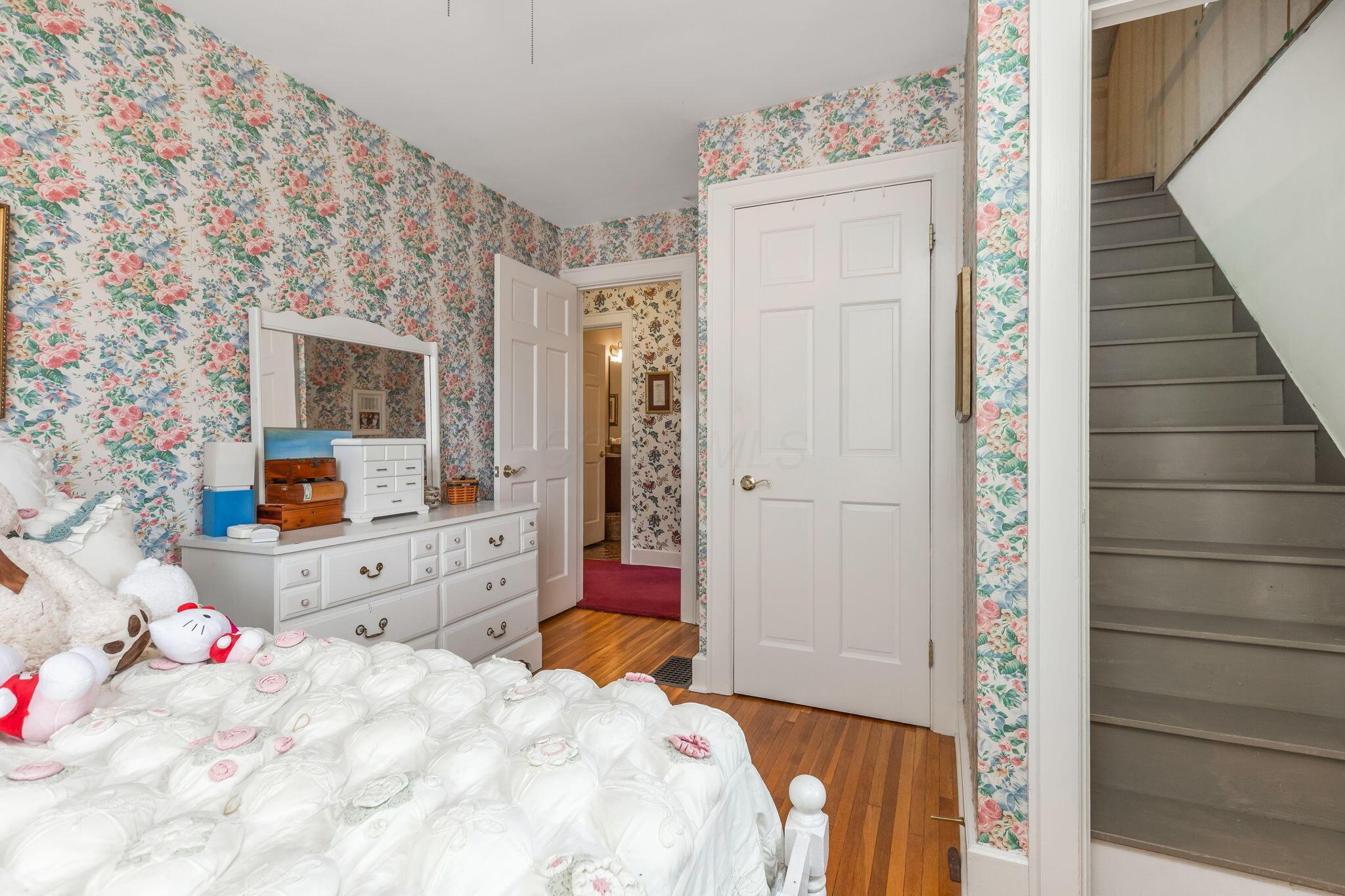 338 E Allen Street Property Photo 46
