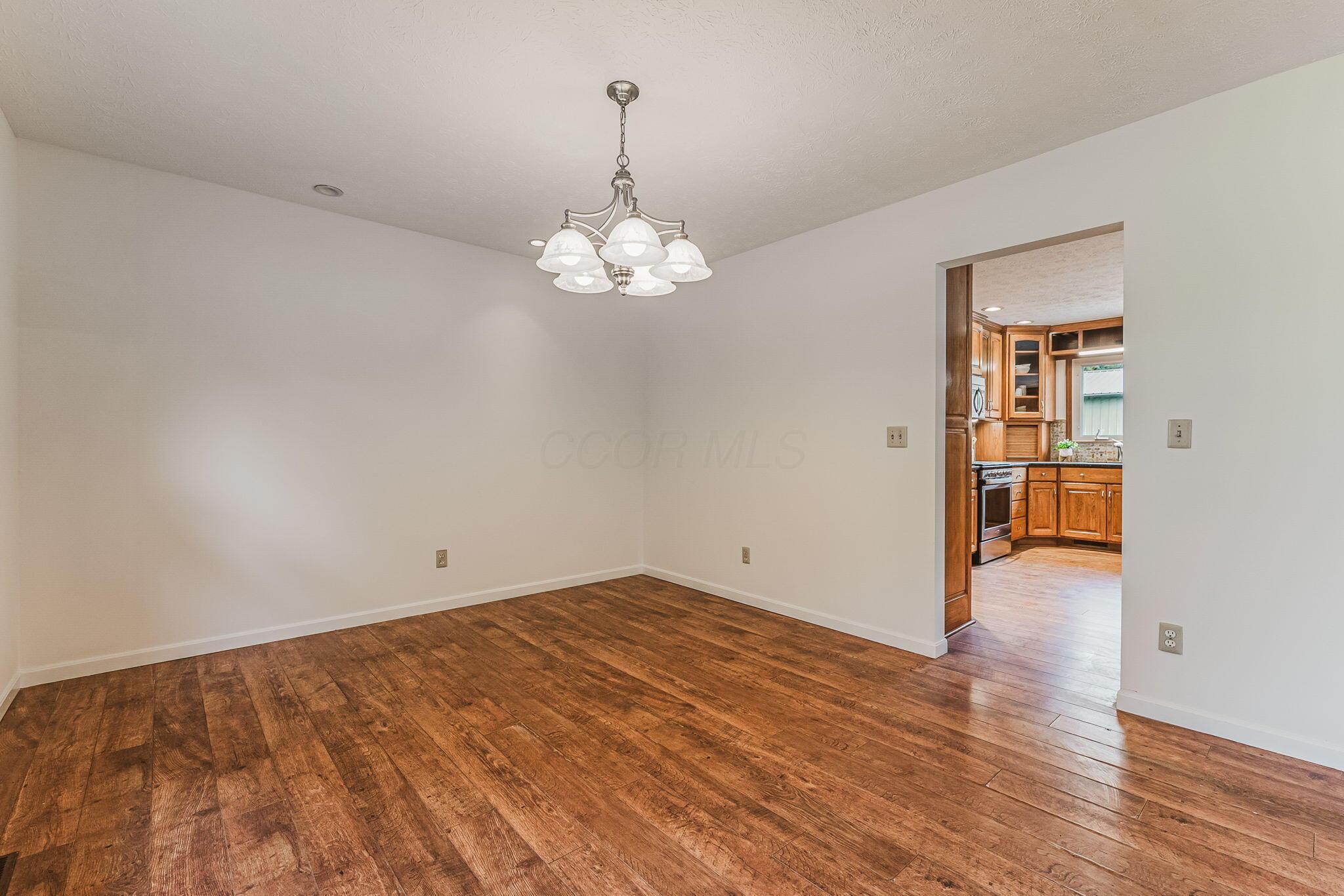 8835 Thomas Lane Property Photo 22