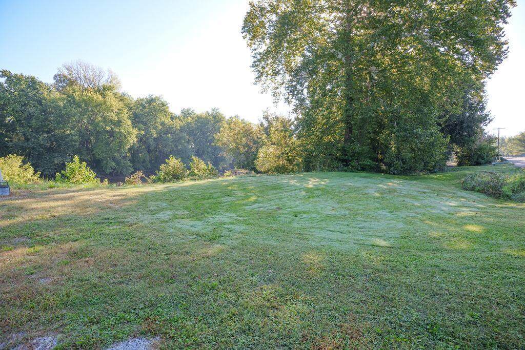 5200 Three Locks Road Property Photo 40