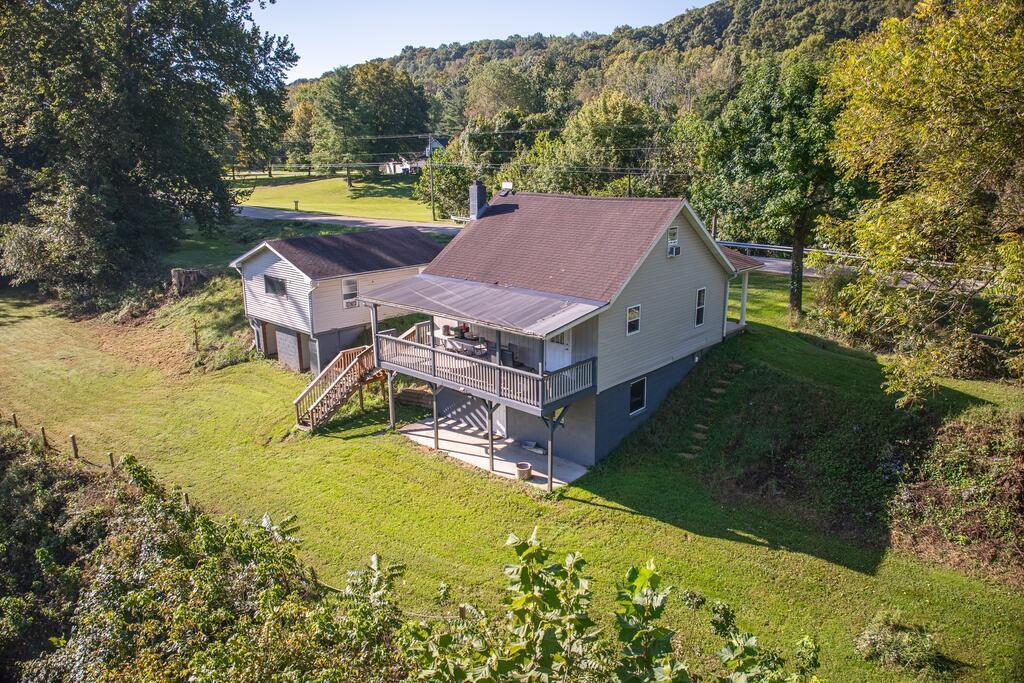 5200 Three Locks Road Property Photo 58