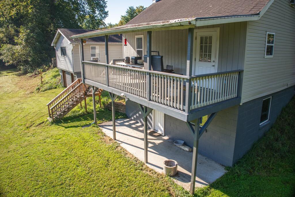 5200 Three Locks Road Property Photo 59