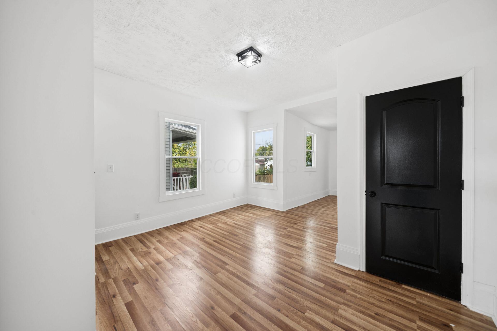 1338-1340 Hildreth Avenue Property Photo 11