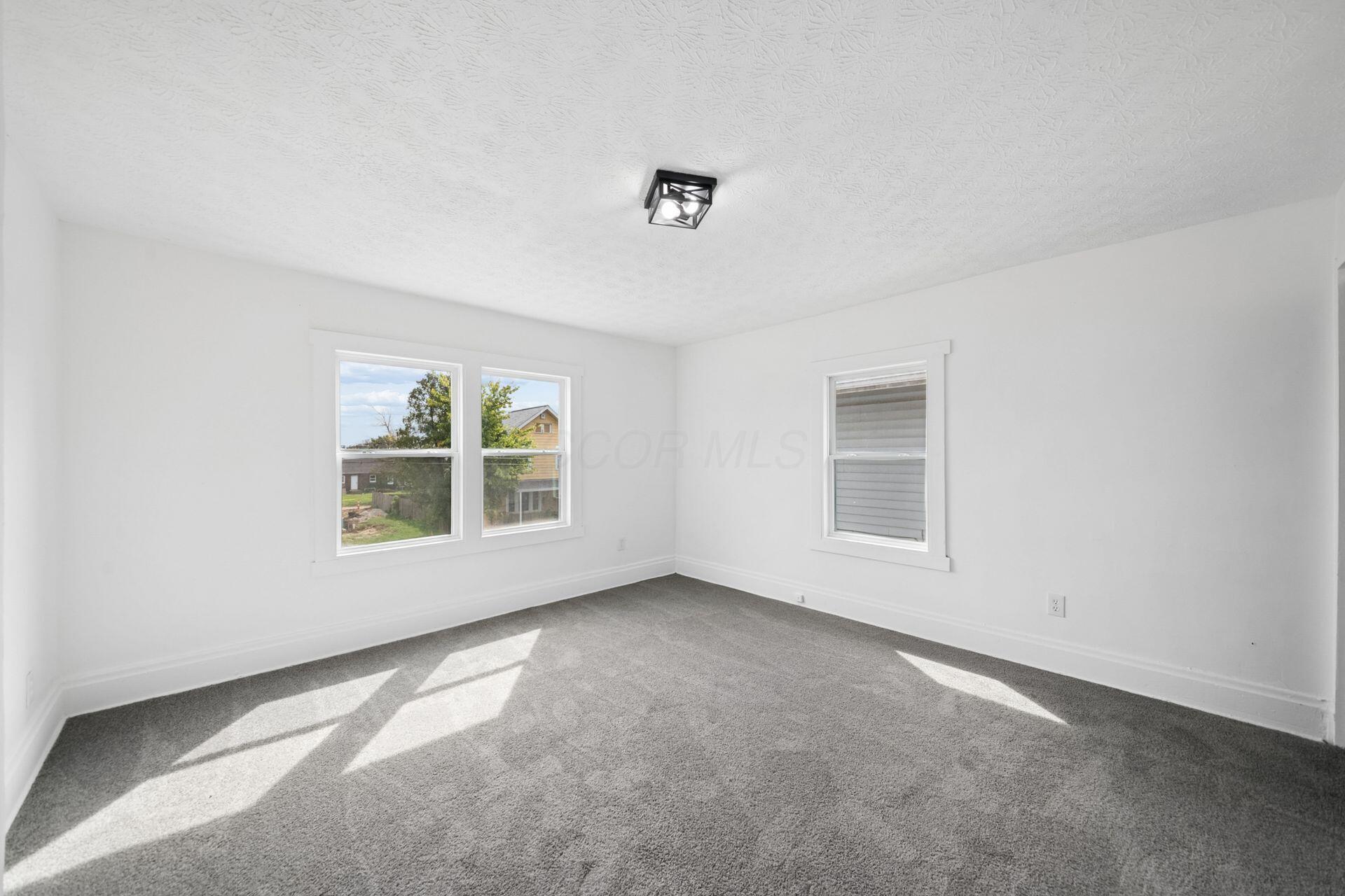 1338-1340 Hildreth Avenue Property Photo 18