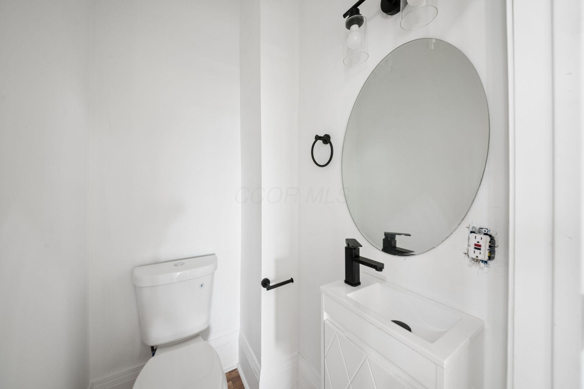 1338-1340 Hildreth Avenue Property Photo 27