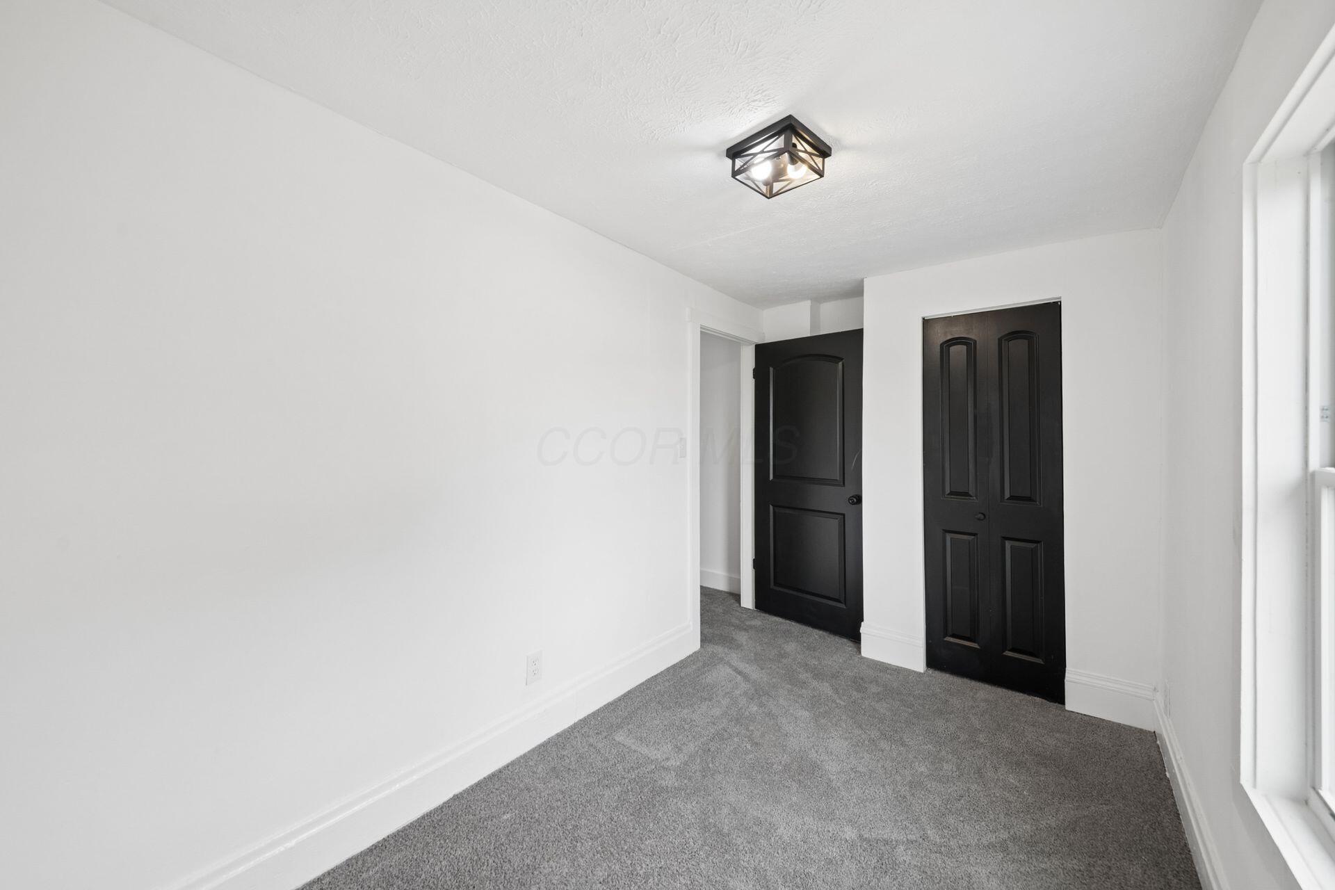 1338-1340 Hildreth Avenue Property Photo 50