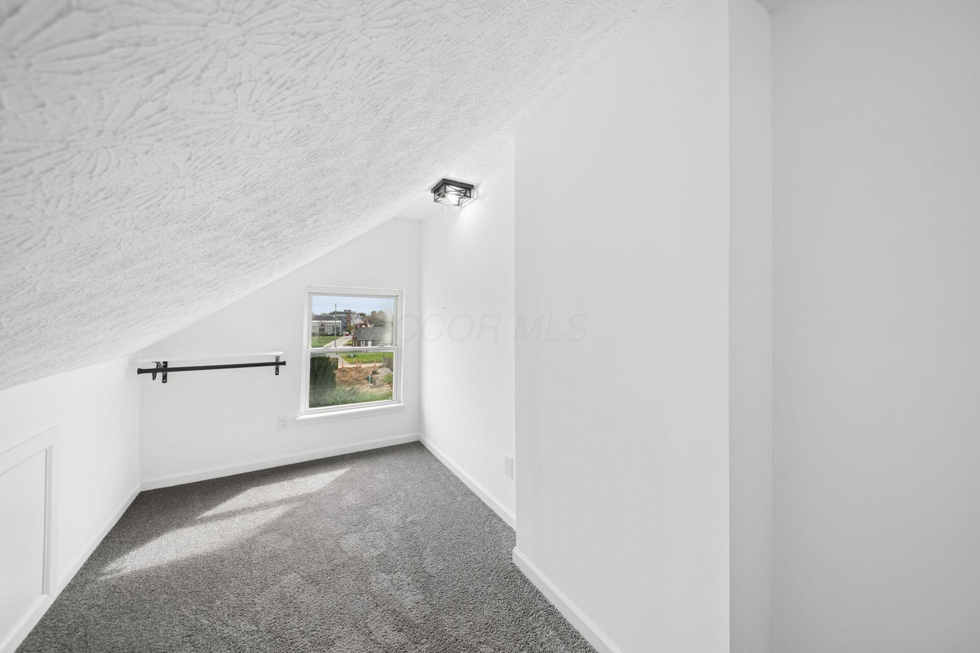 1338-1340 Hildreth Avenue Property Photo 54