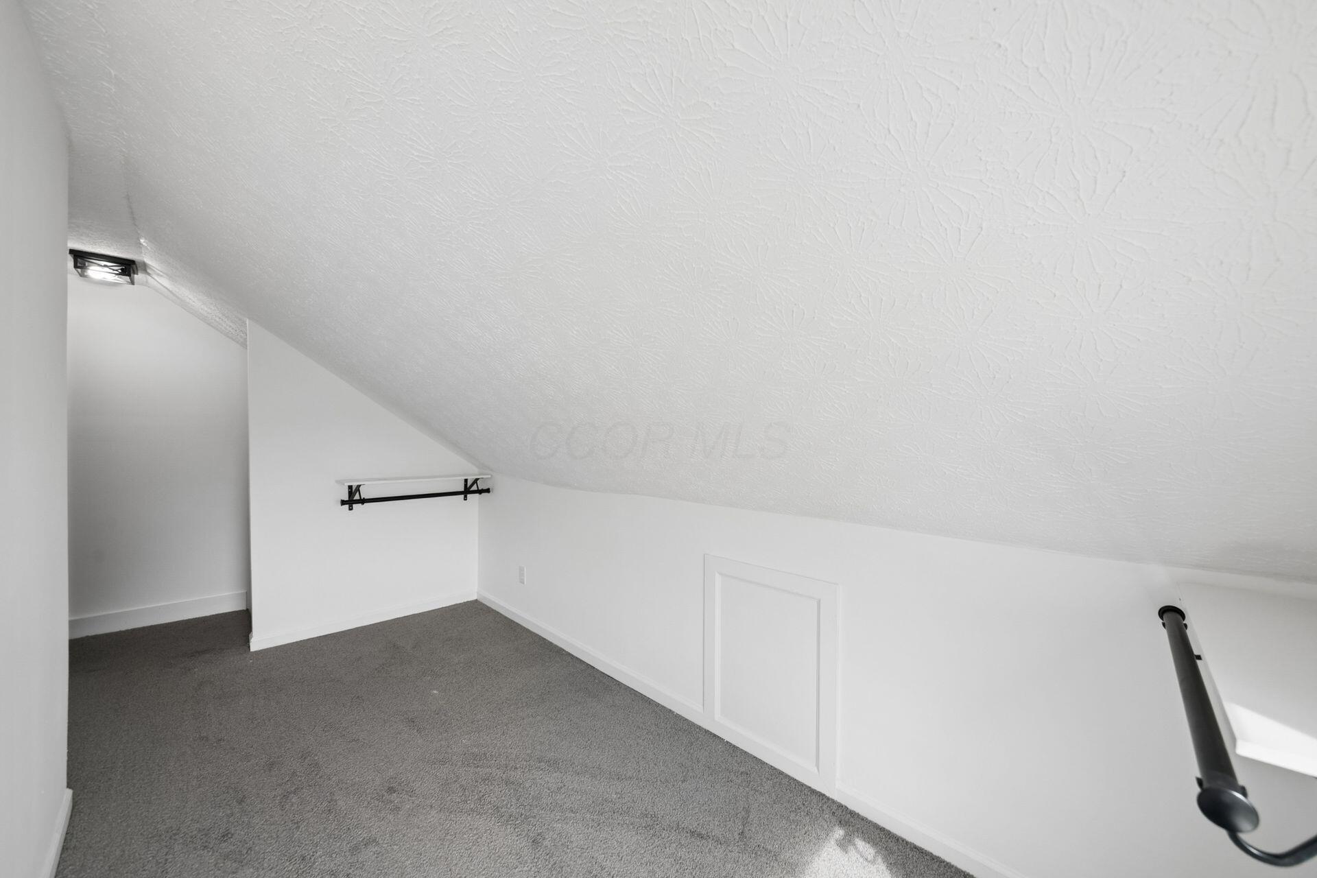 1338-1340 Hildreth Avenue Property Photo 55