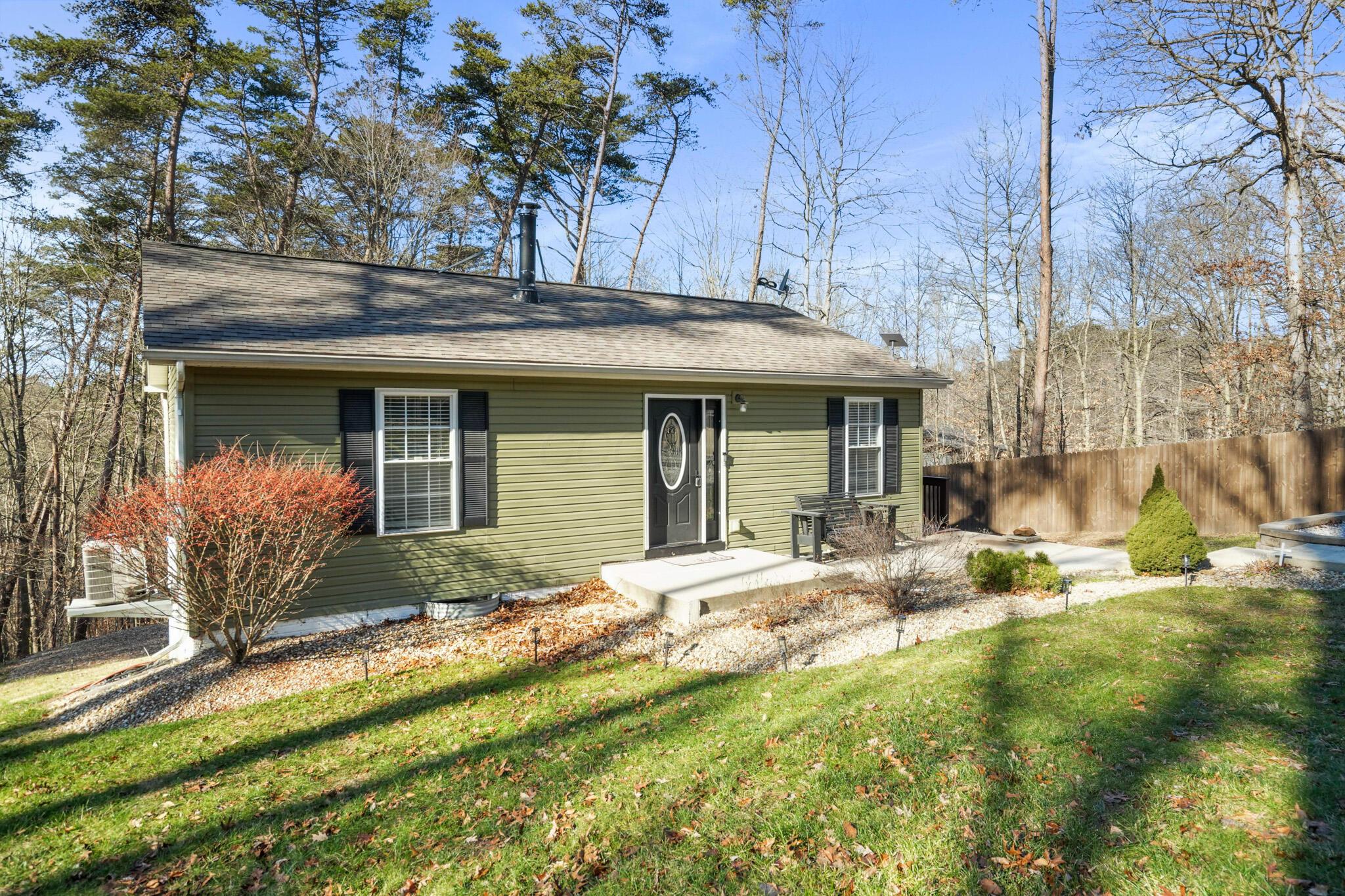 6283 Sponagle Road Se Property Photo 1