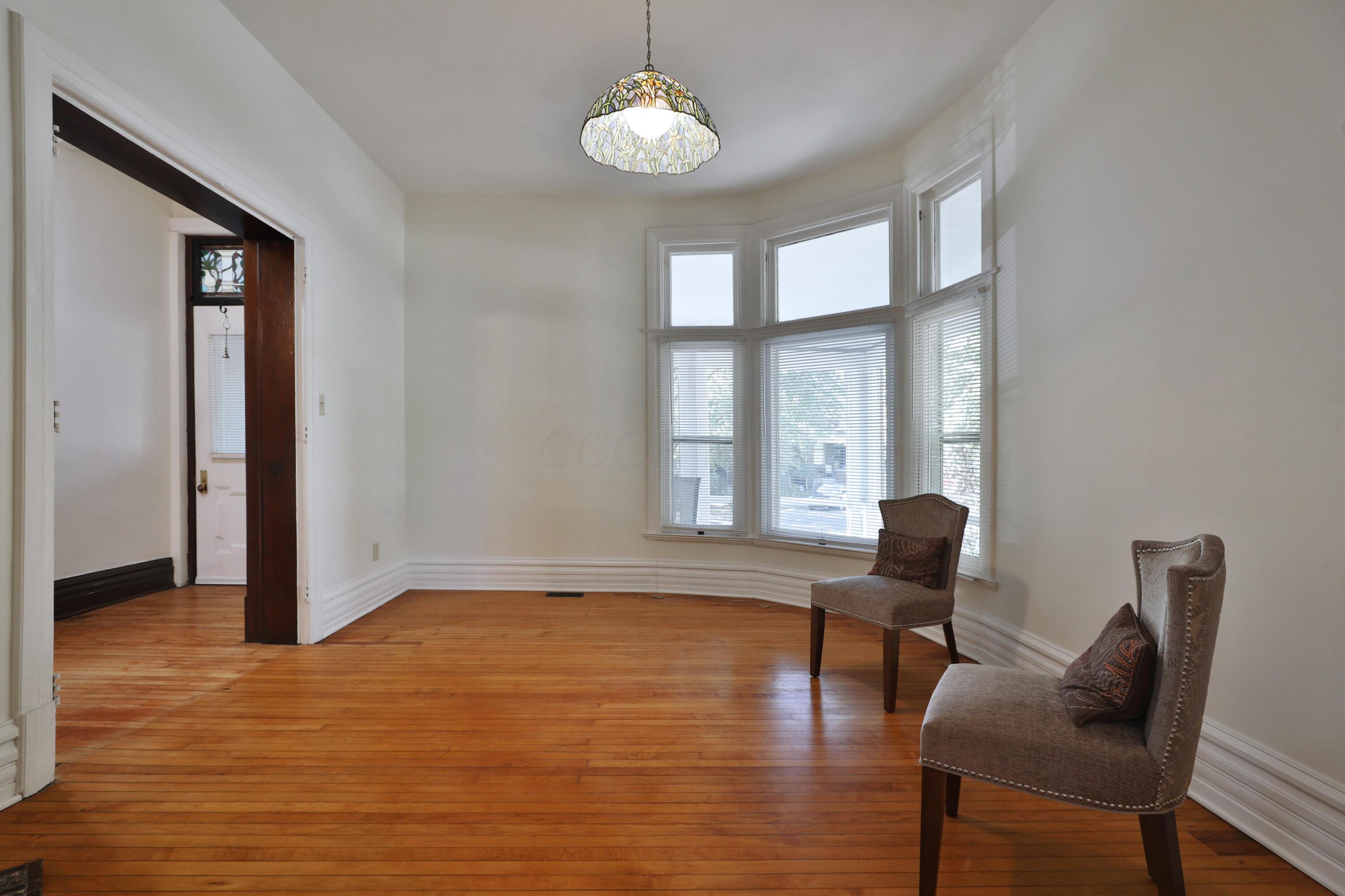 332 W 6th Avenue Property Photo 12