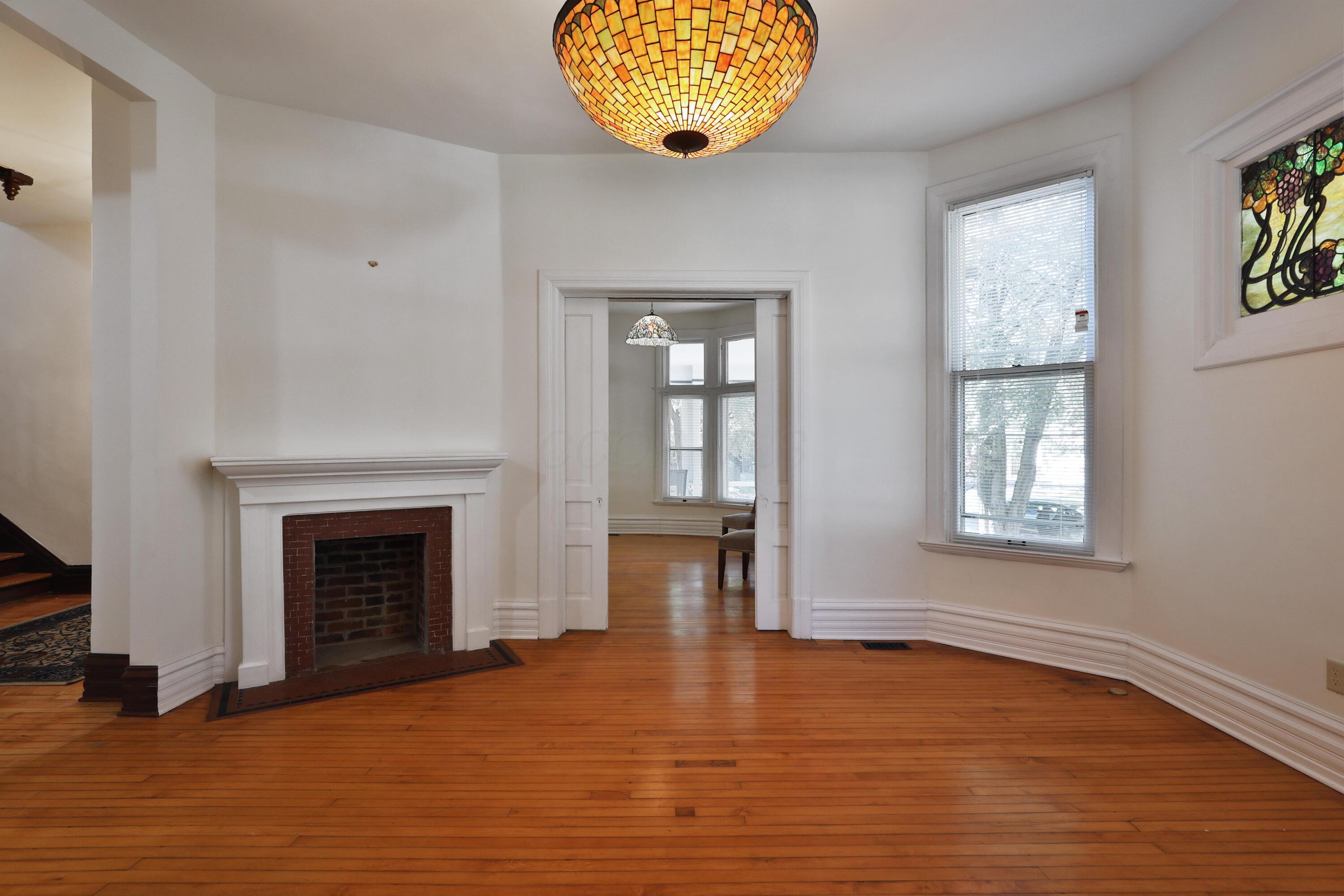 332 W 6th Avenue Property Photo 23