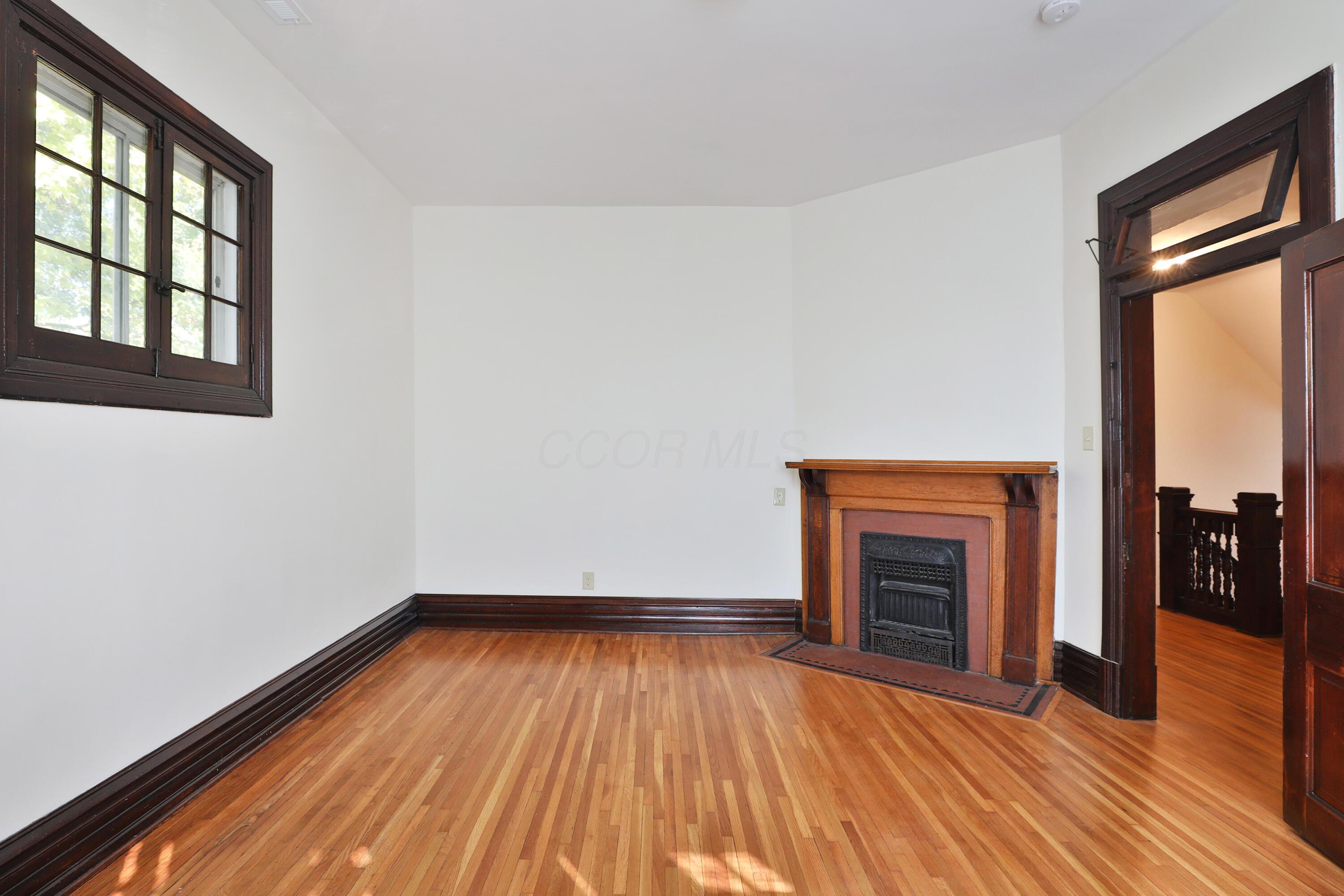 332 W 6th Avenue Property Photo 39