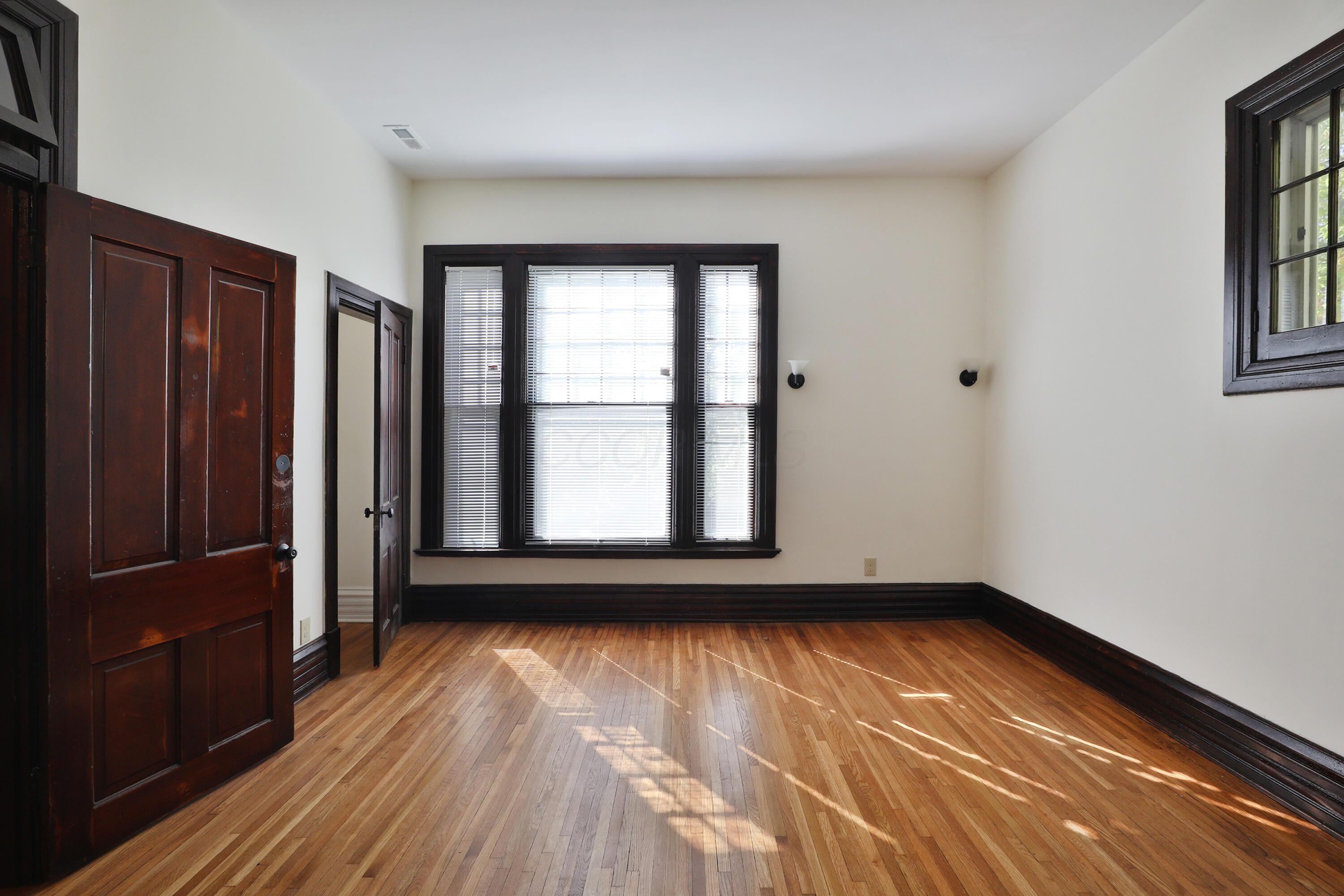332 W 6th Avenue Property Photo 42