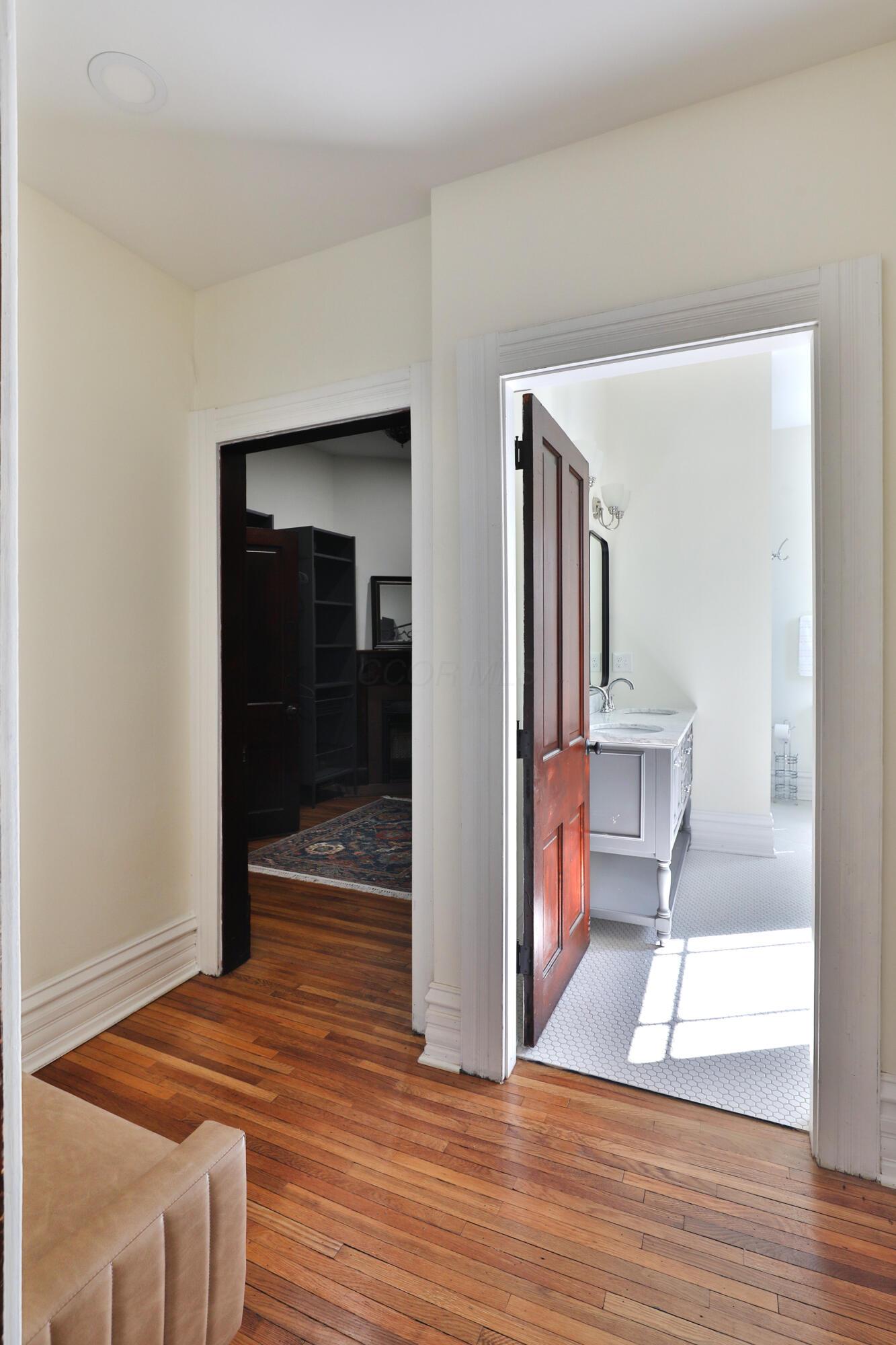 332 W 6th Avenue Property Photo 44