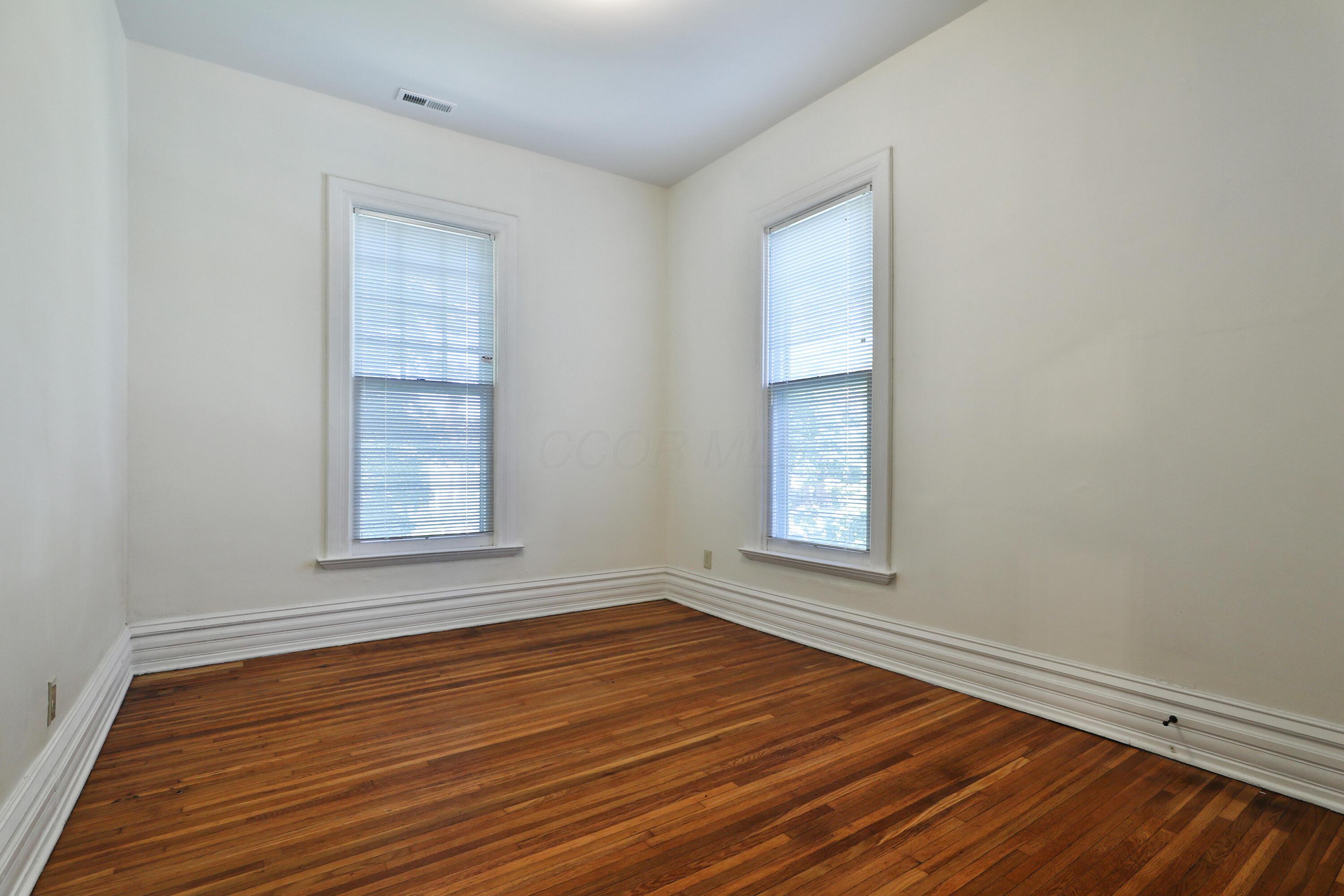 332 W 6th Avenue Property Photo 55