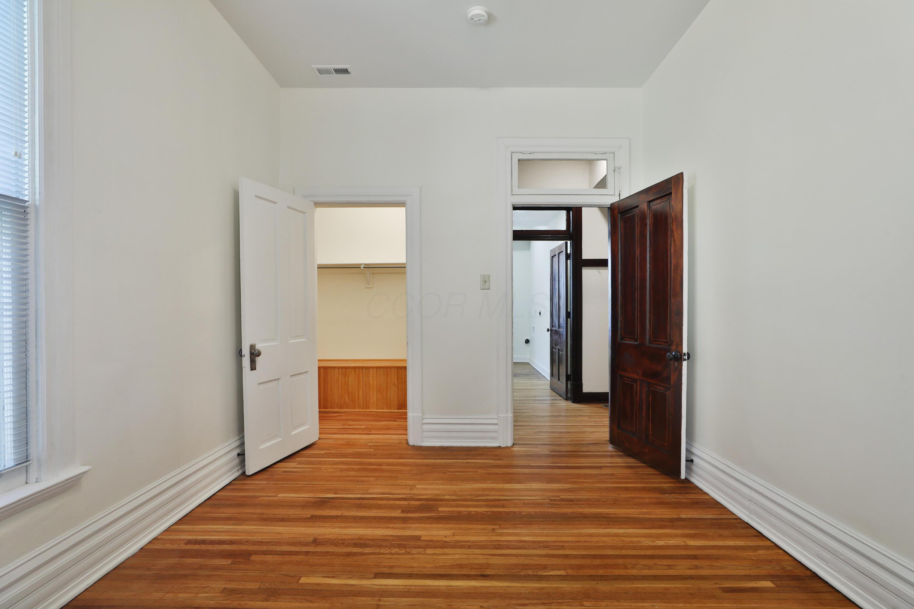 332 W 6th Avenue Property Photo 57