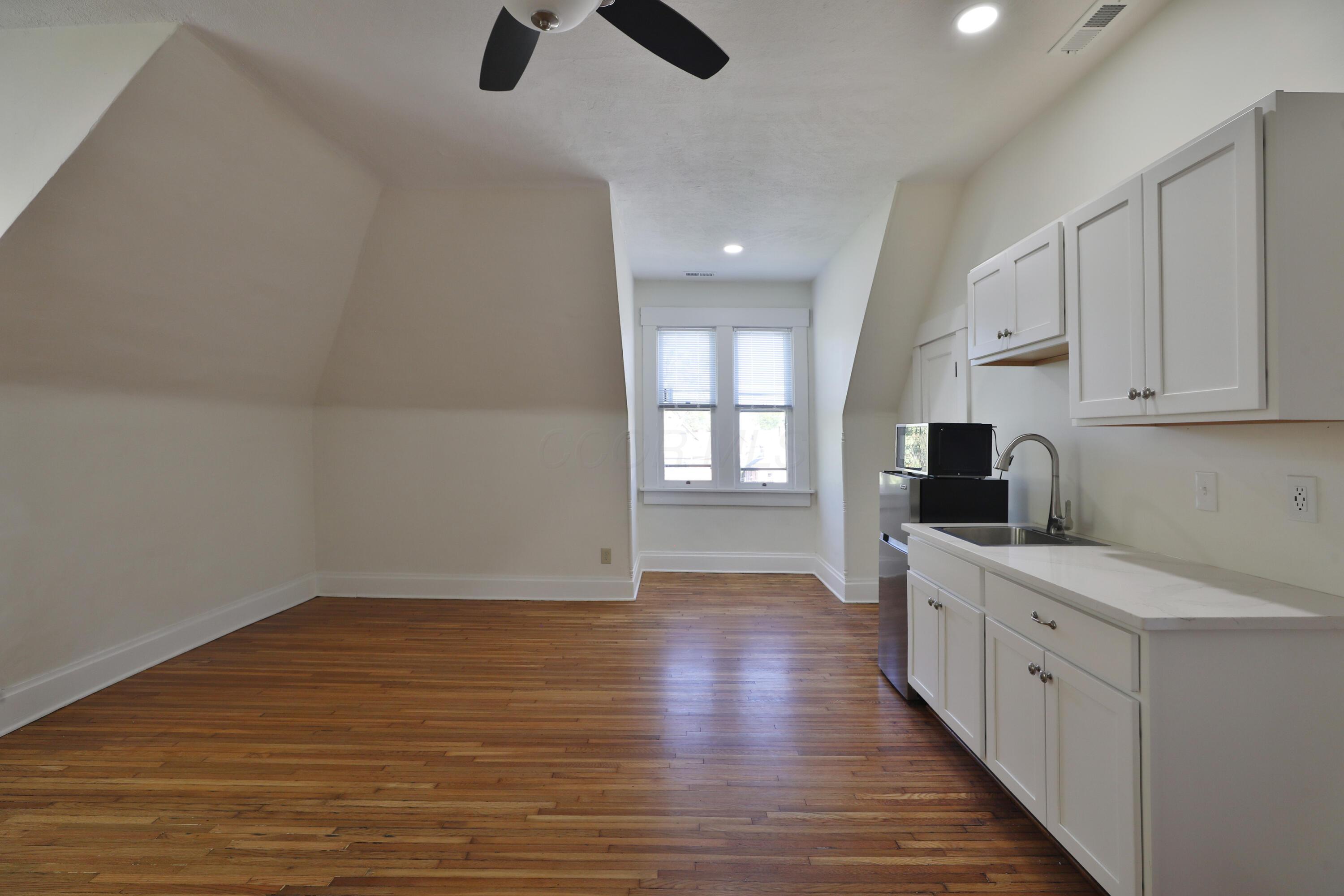 332 W 6th Avenue Property Photo 69
