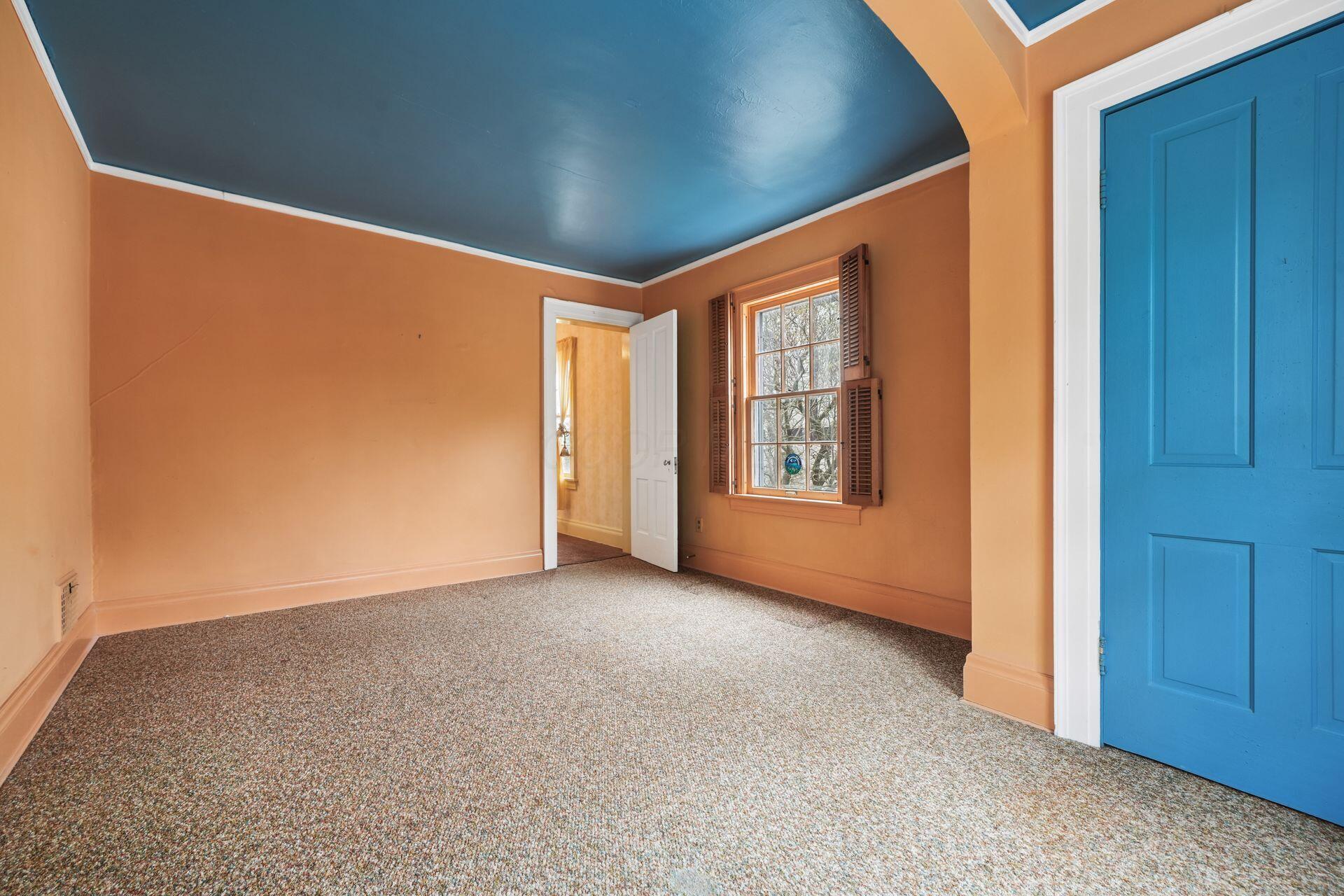 110 Griswold Street Property Photo 17