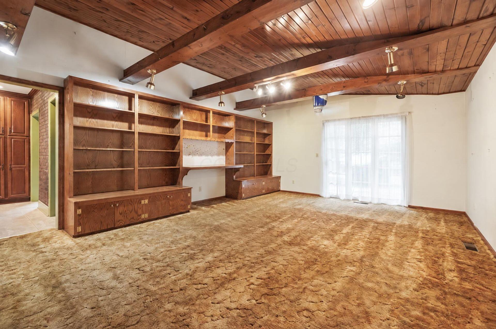 110 Griswold Street Property Photo 30