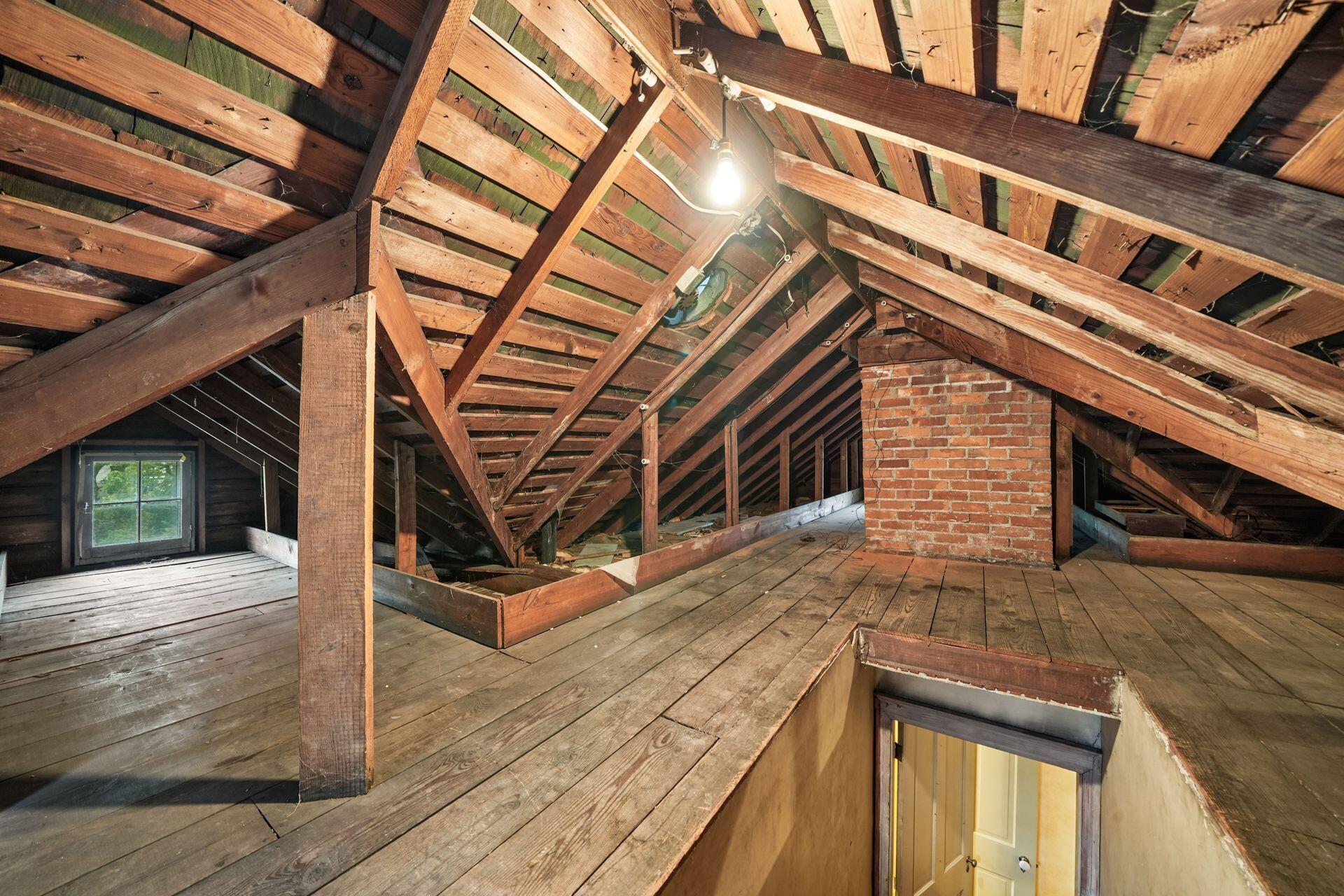 110 Griswold Street Property Photo 38