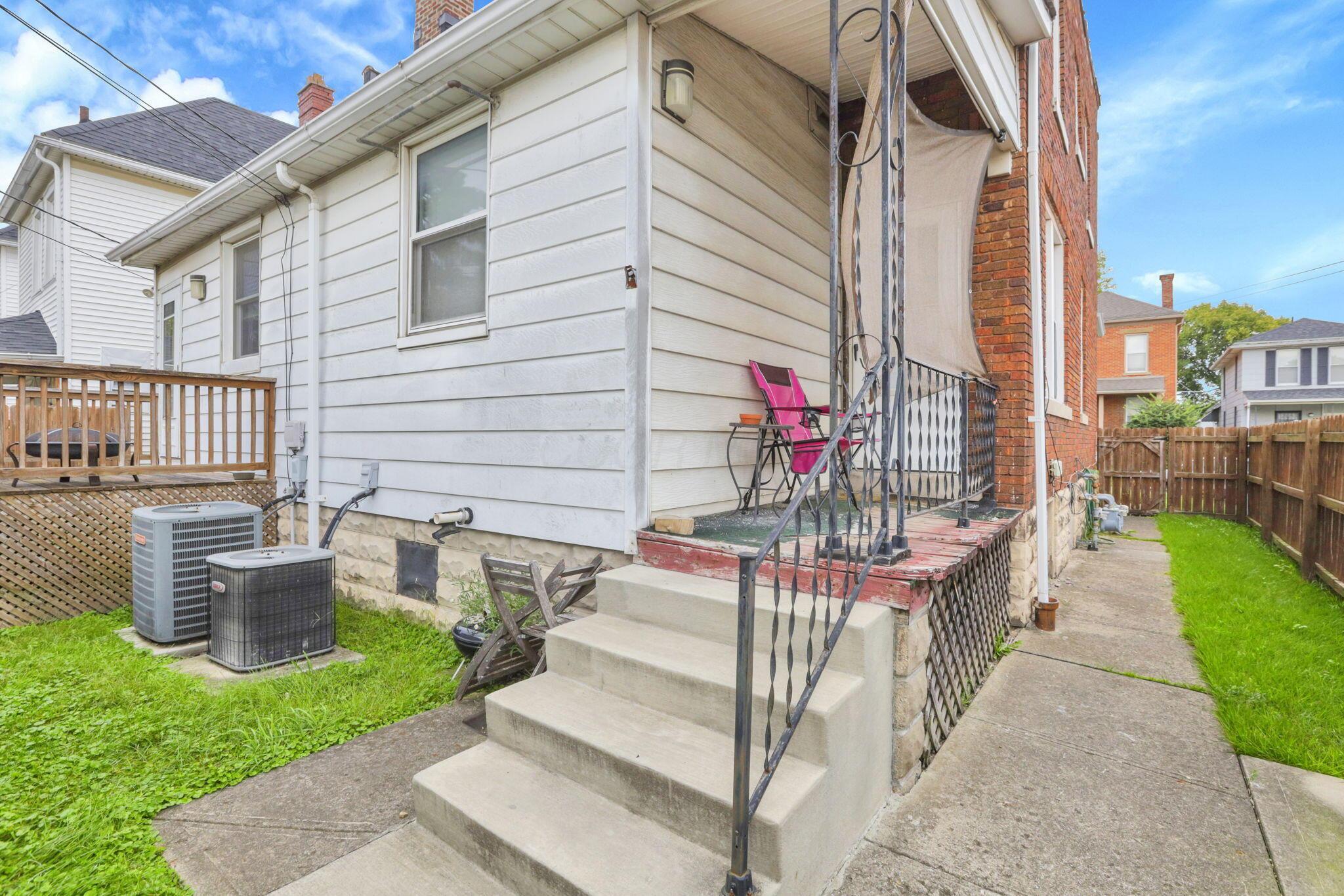 1389-1391 S 3rd Street Property Photo 29