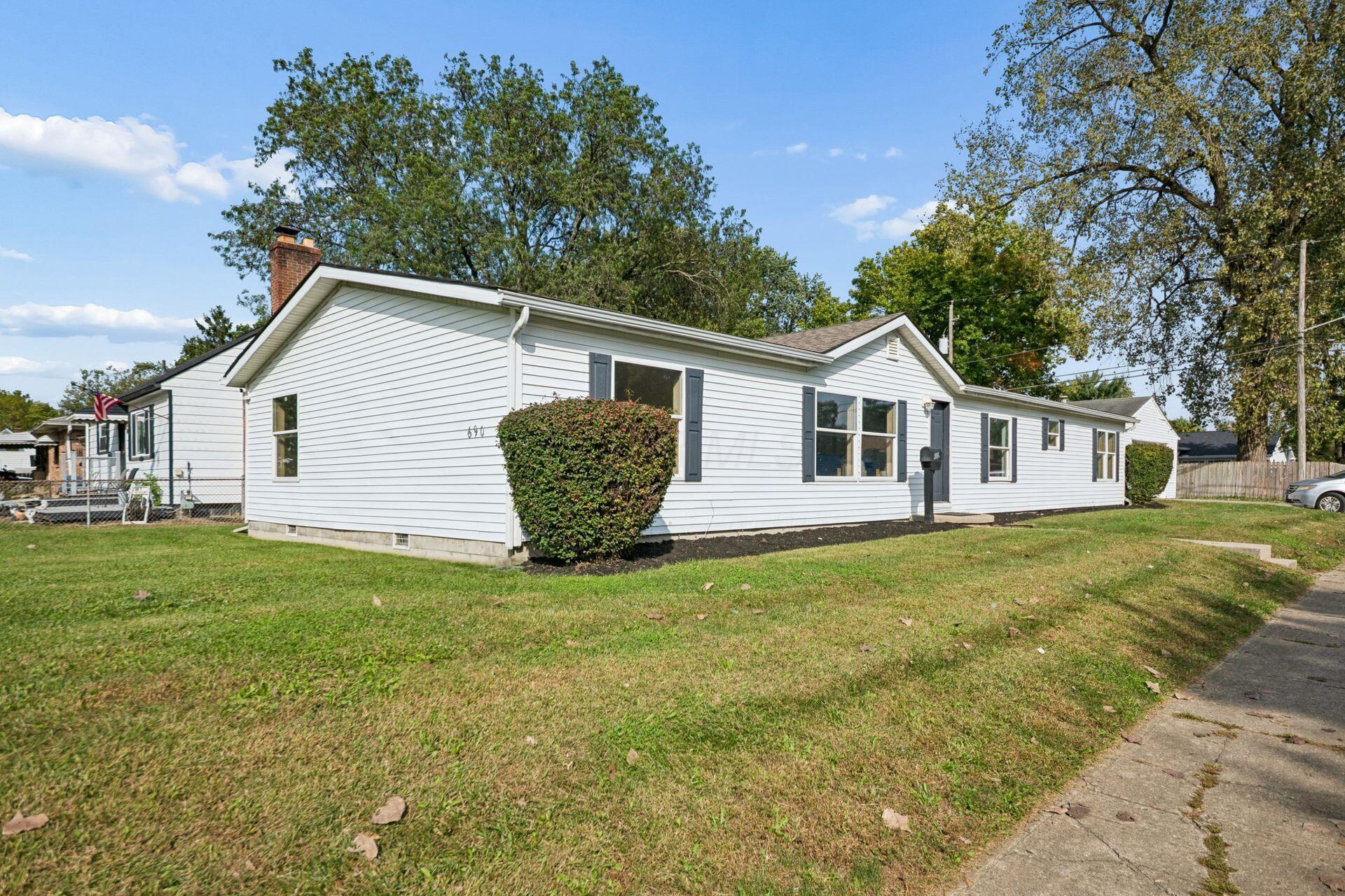 690 Westphal Avenue Property Photo 1