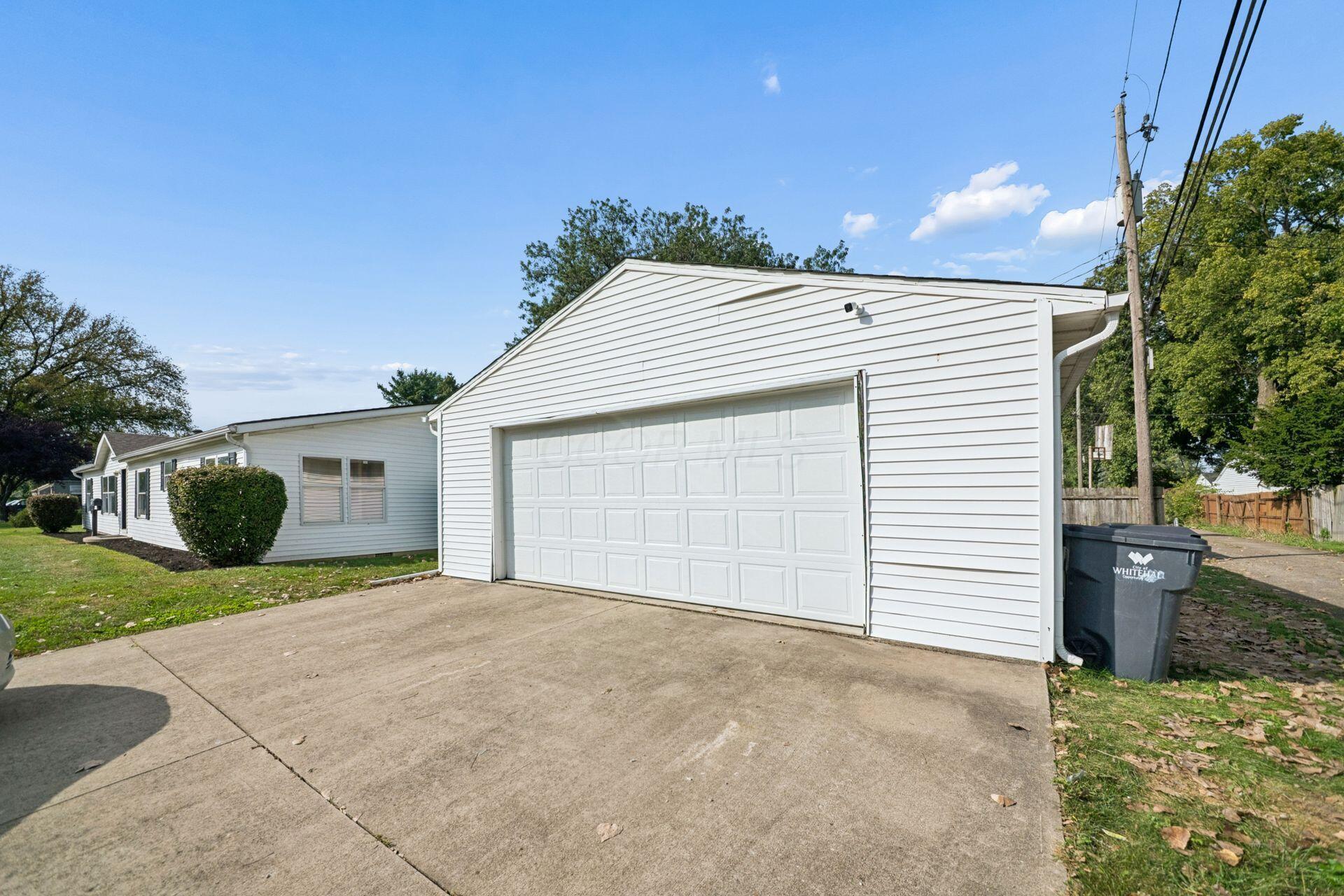690 Westphal Avenue Property Photo 2
