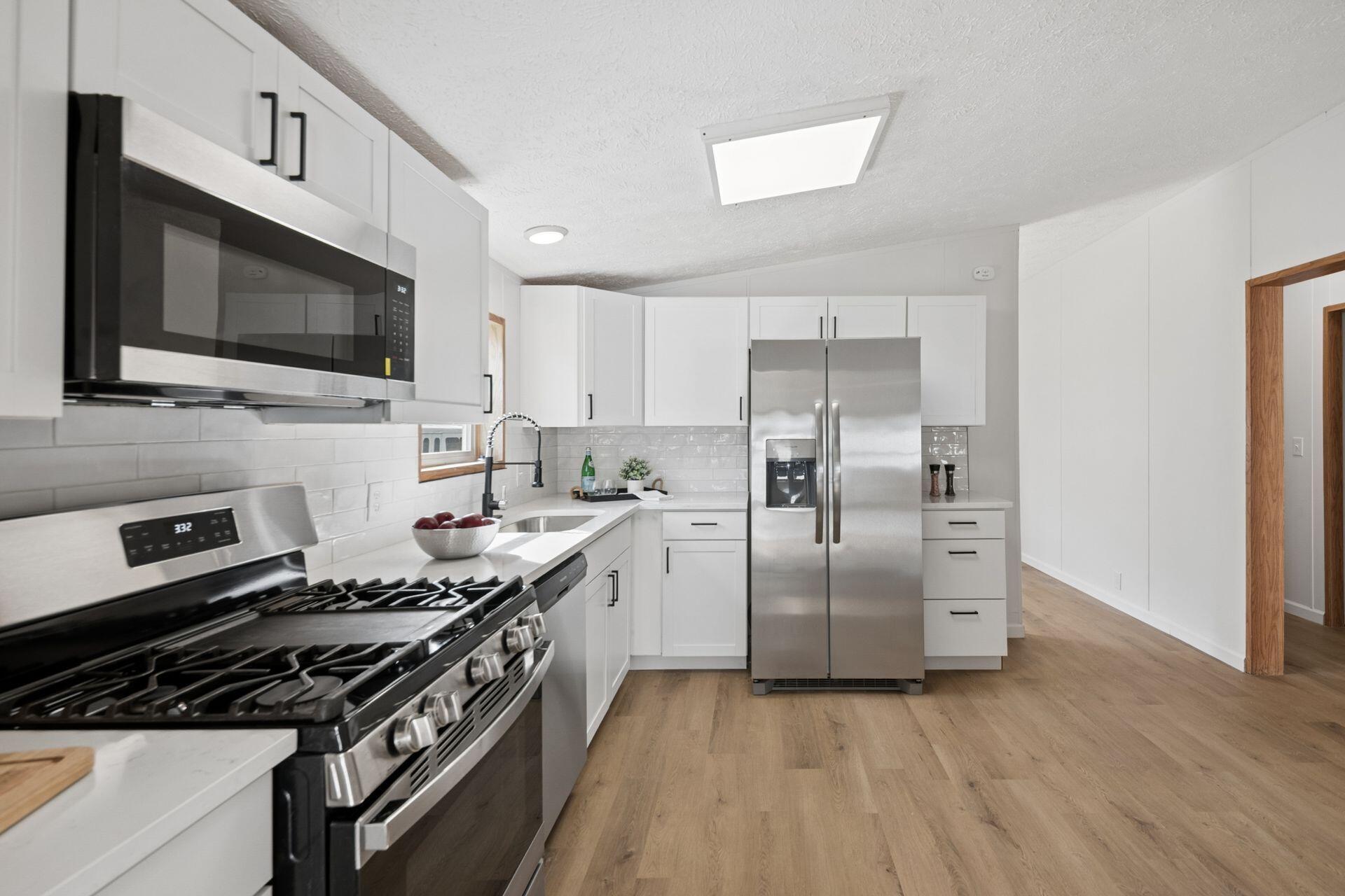 690 Westphal Avenue Property Photo 8