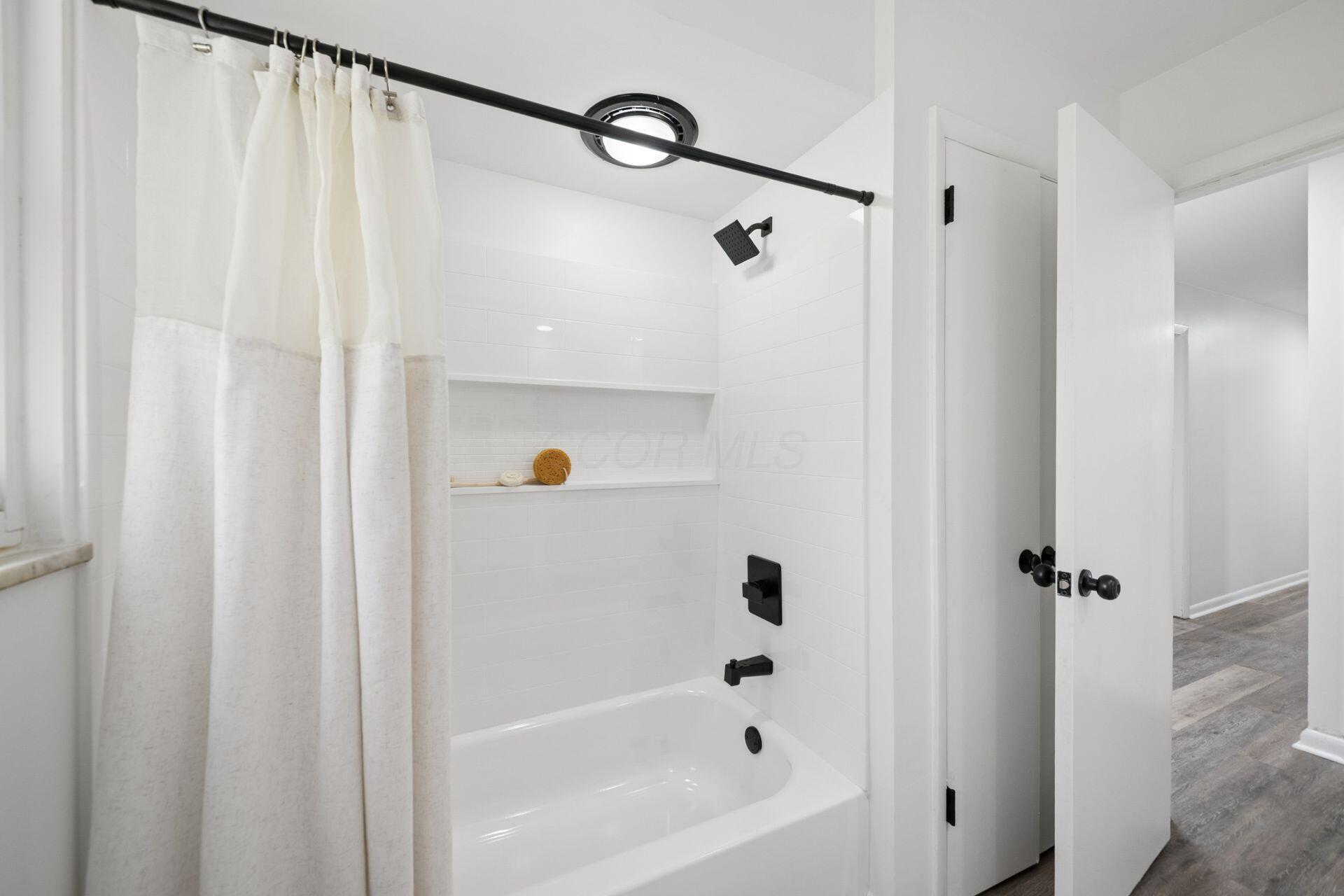 2633 Floribunda Drive Property Photo 12