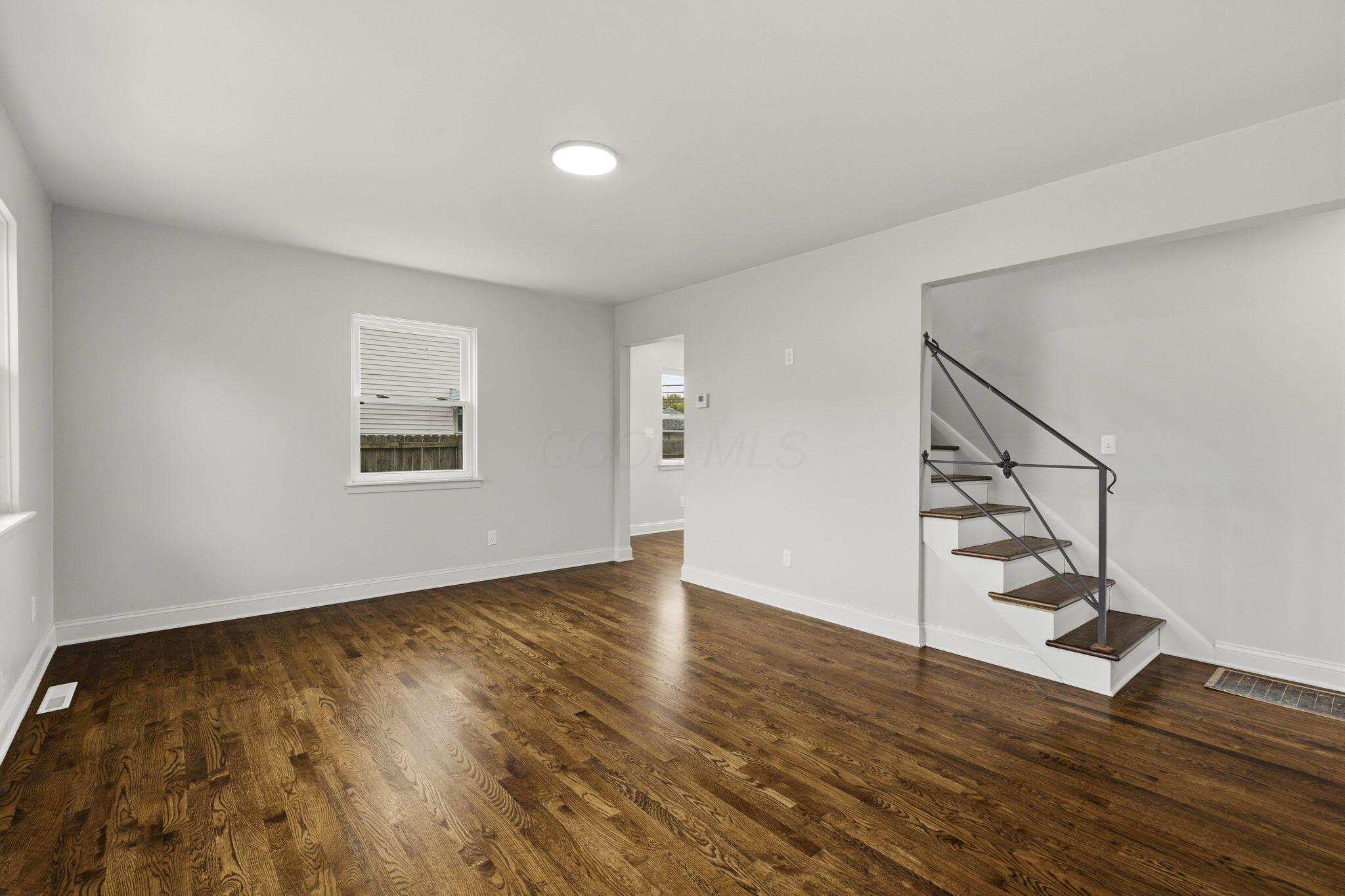 1207 Carbone Drive Property Photo 4