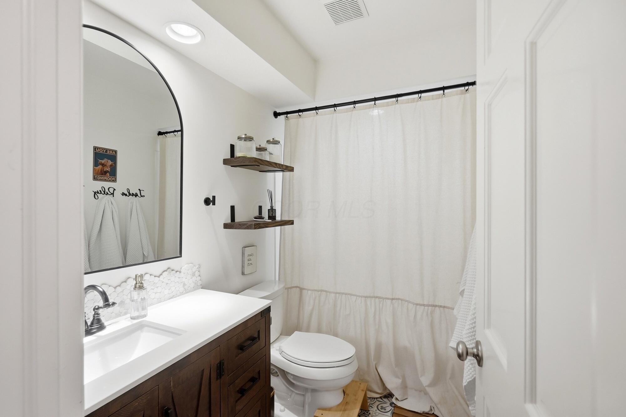 4886 Longbenton Way Property Photo 49