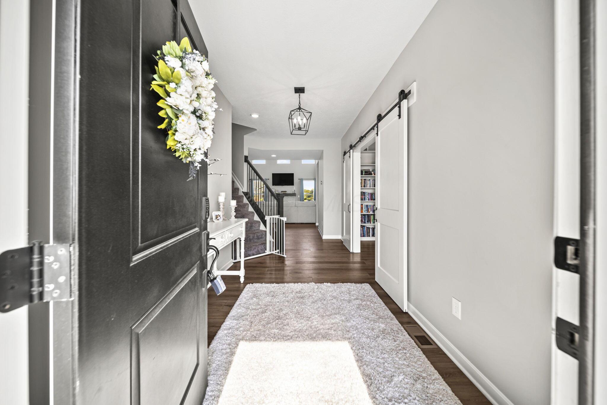 1585 Cromwill Loop Property Photo 4