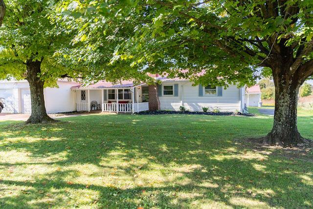 21455 Mccoy Road Property Photo 2