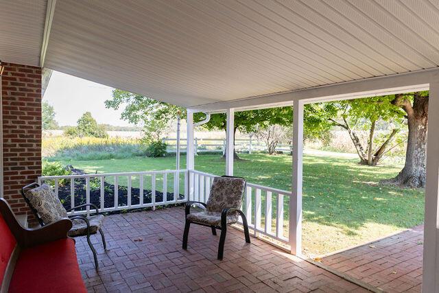21455 Mccoy Road Property Photo 6