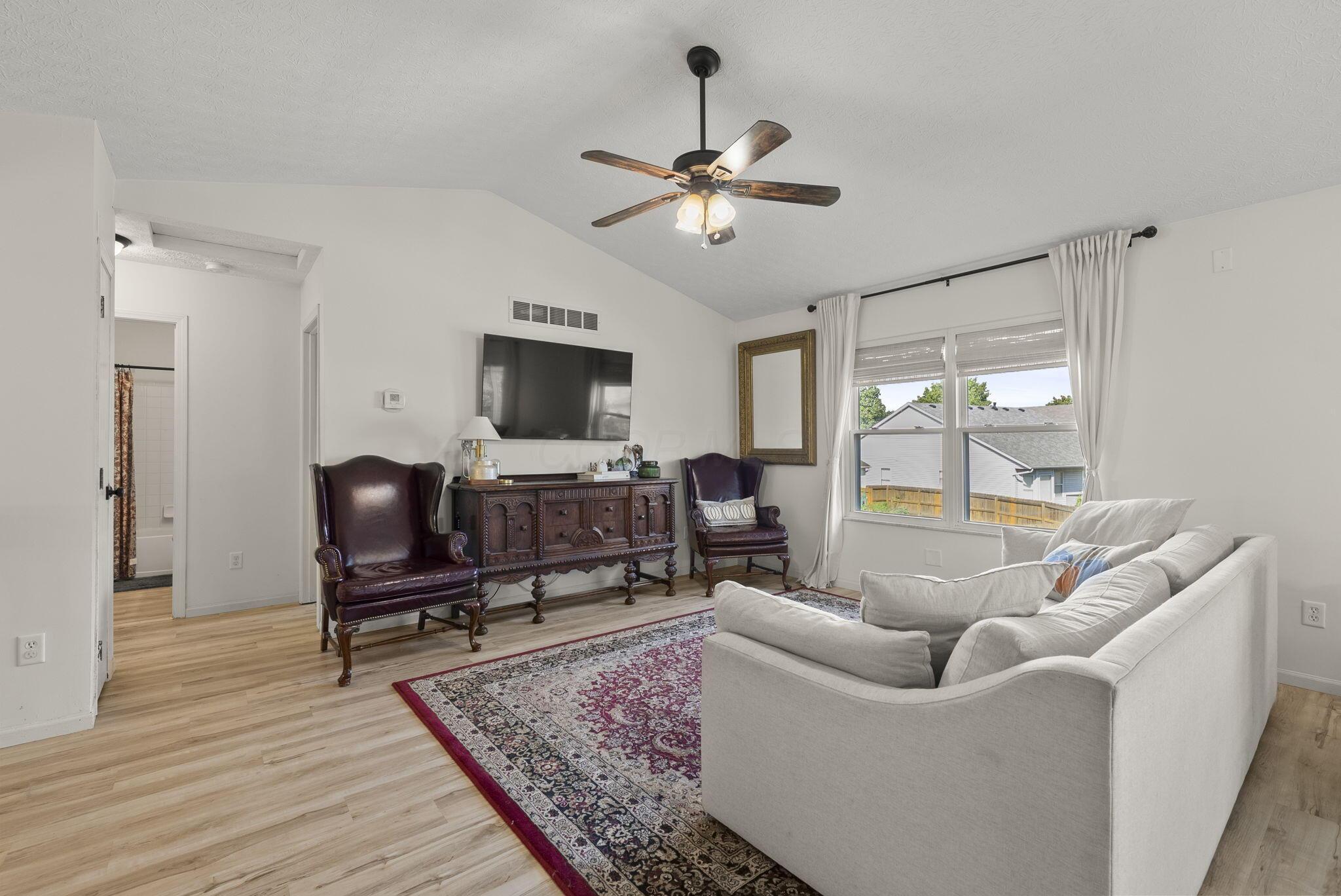 7954 Hickson Drive Property Photo 7