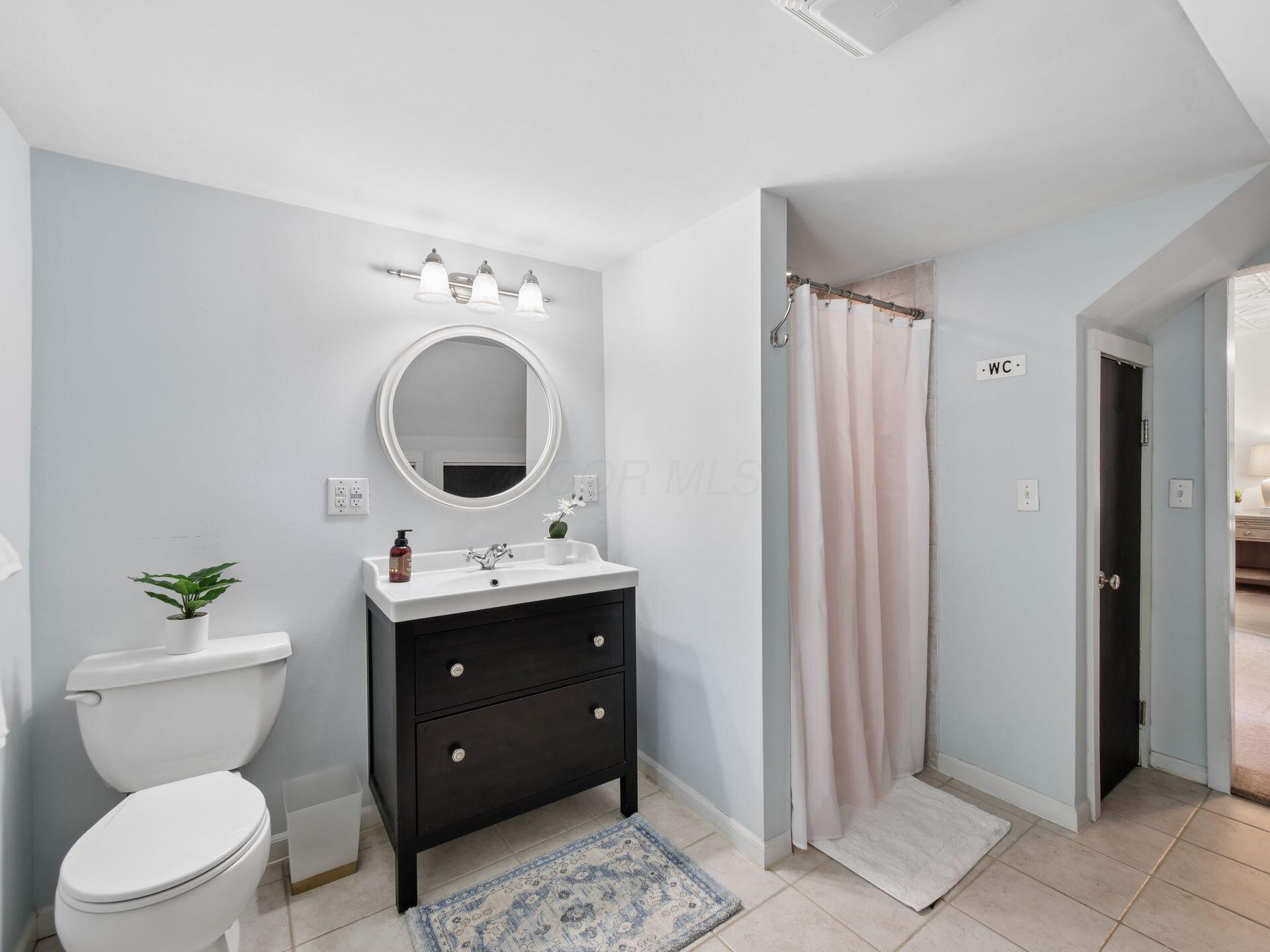 105 E Gates Street Property Photo 22