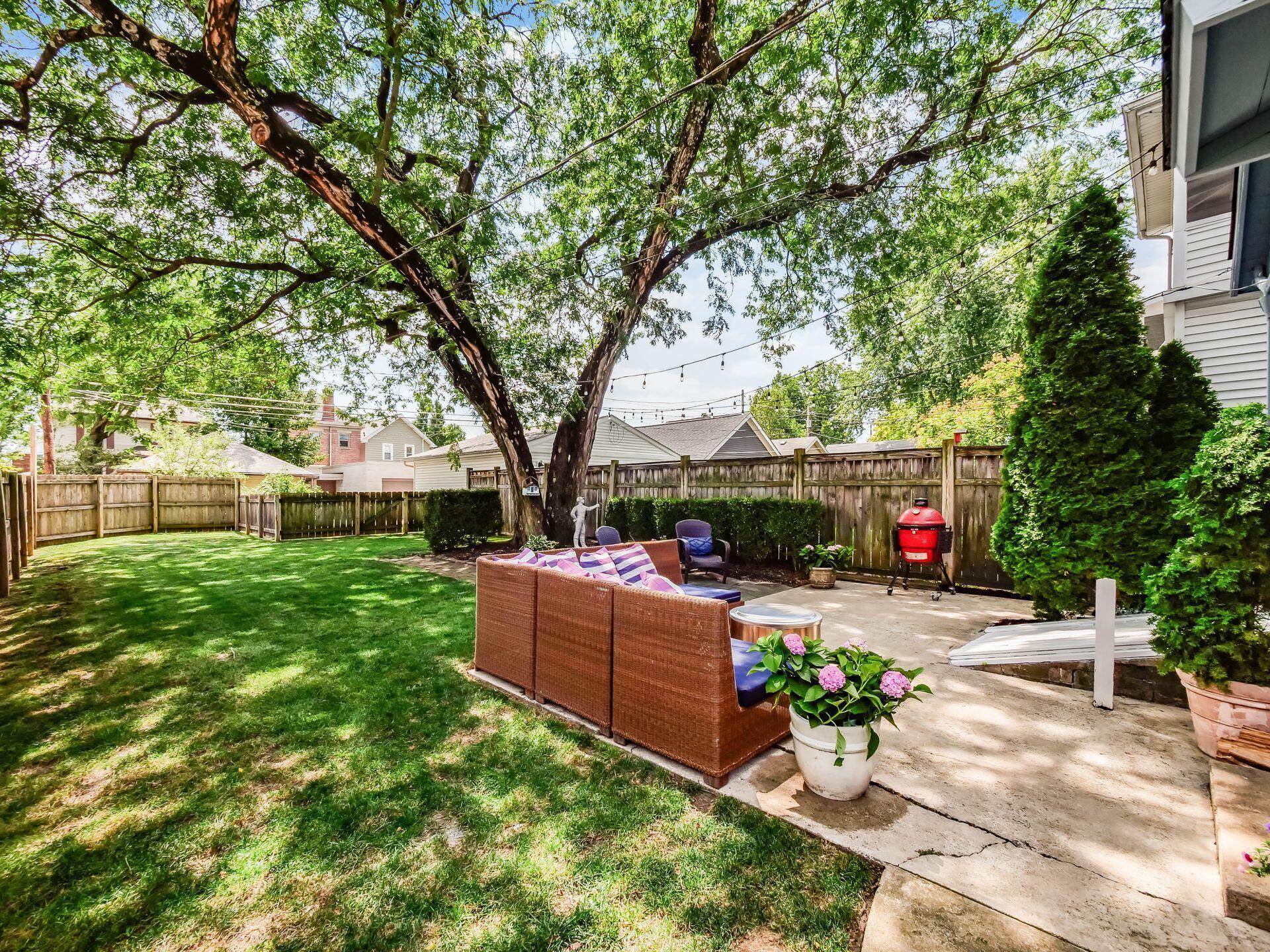 105 E Gates Street Property Photo 27