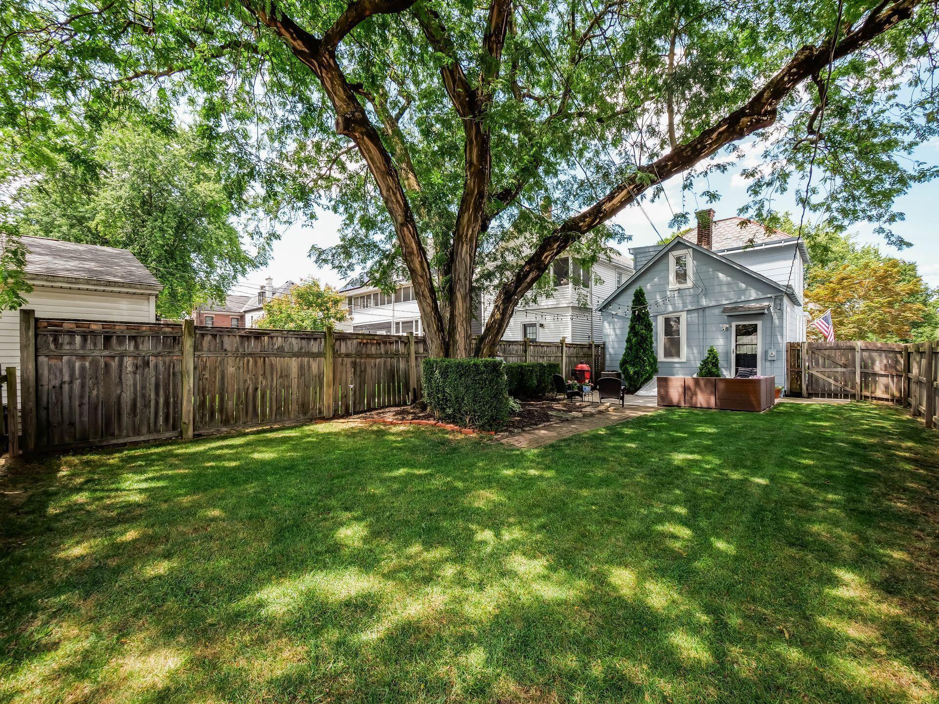 105 E Gates Street Property Photo 34