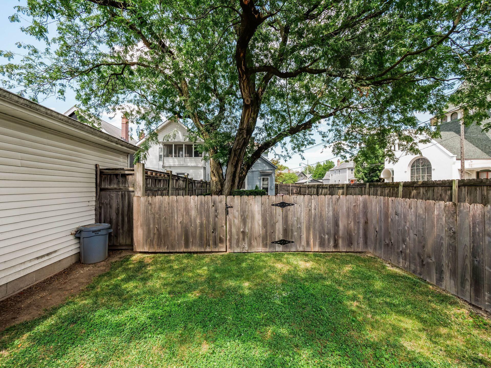 105 E Gates Street Property Photo 37