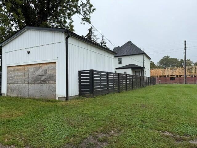 489 Saint Clair Avenue Property Photo 3