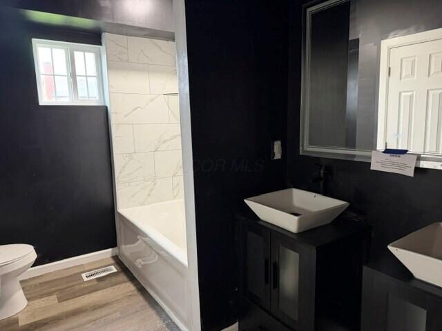 489 Saint Clair Avenue Property Photo 22